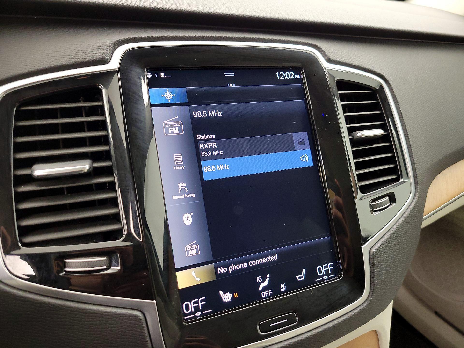 Thumbnail: 2022 Volvo XC90 - 15