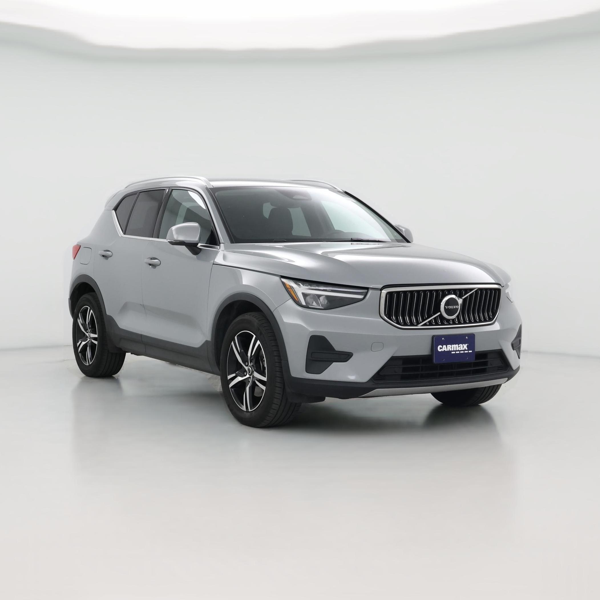 Thumbnail: 2024 Volvo XC40 - 1