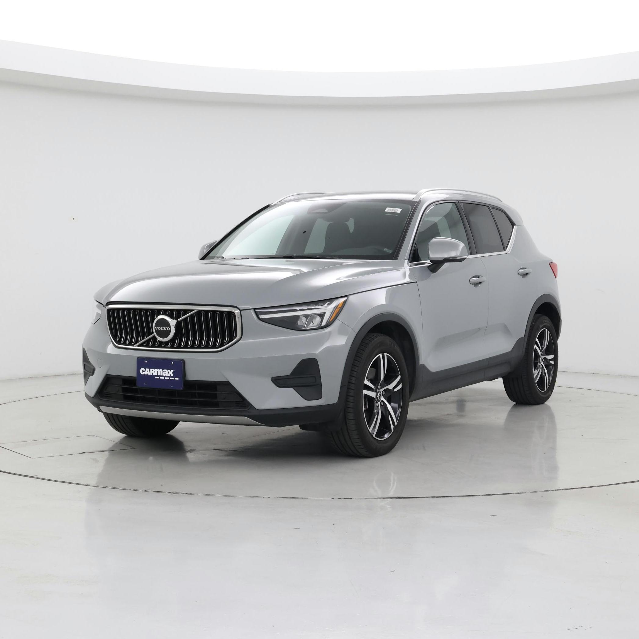 Thumbnail: 2024 Volvo XC40 - 4