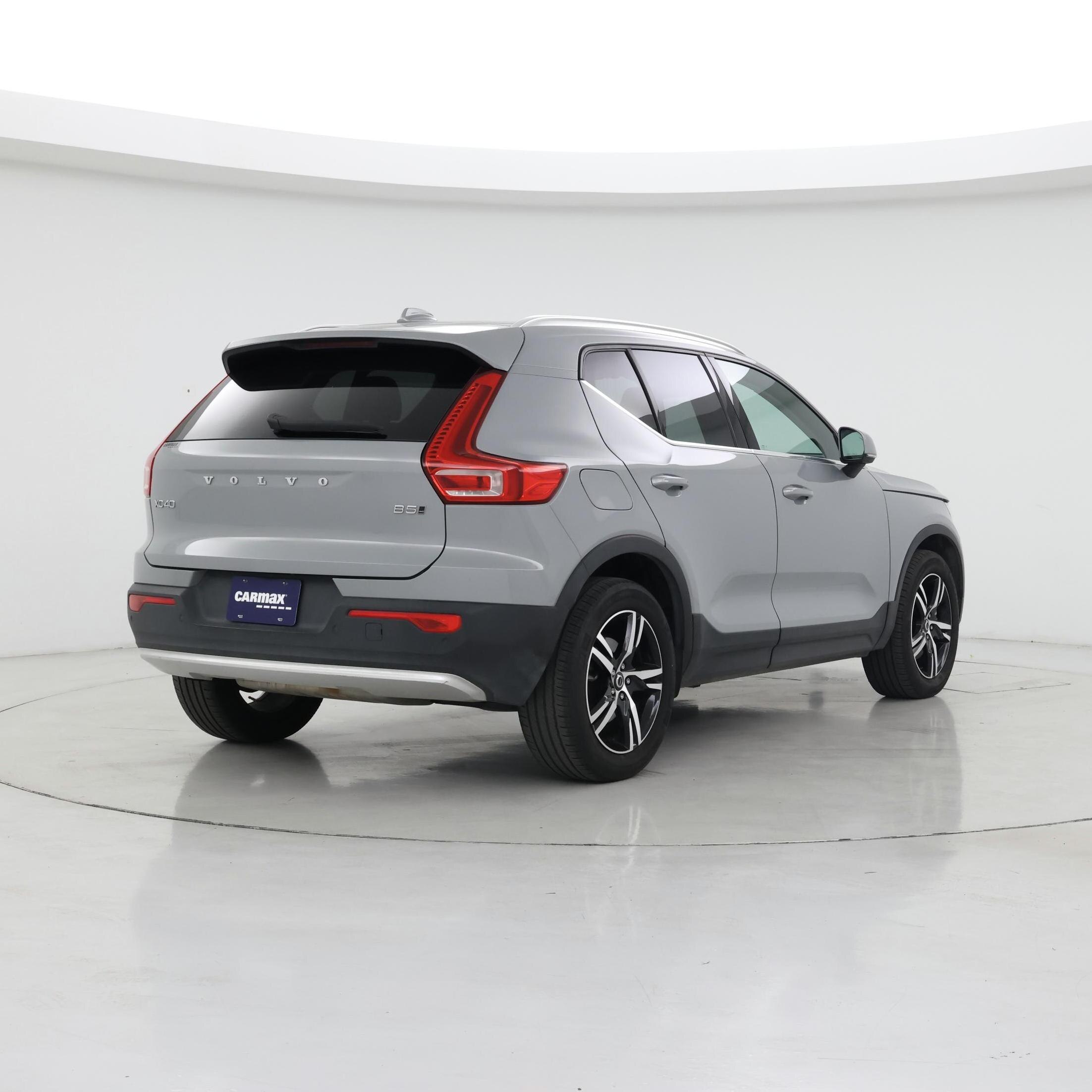 Thumbnail: 2024 Volvo XC40 - 8
