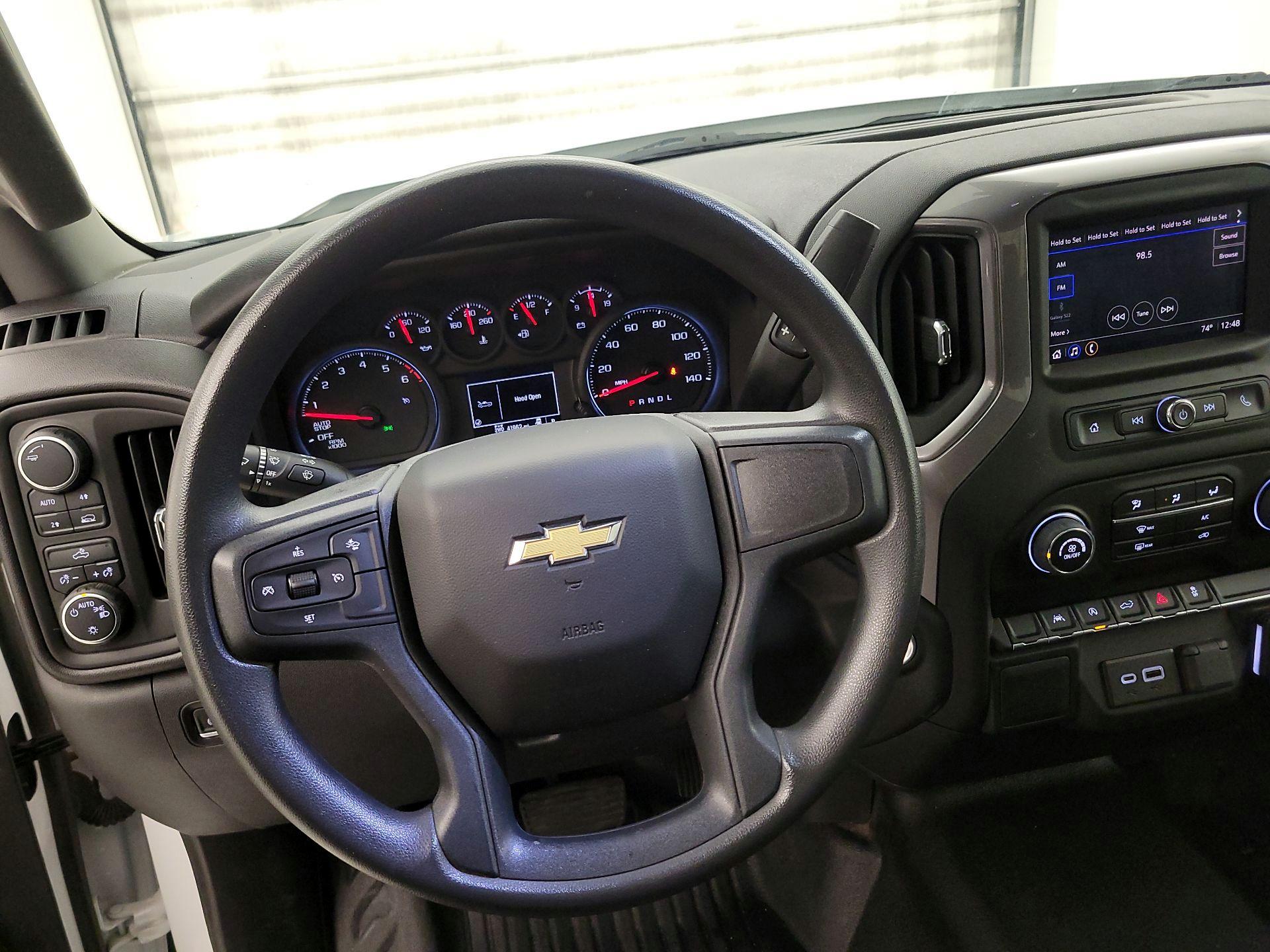 Thumbnail: 2022 Chevrolet Silverado 1500 - 10