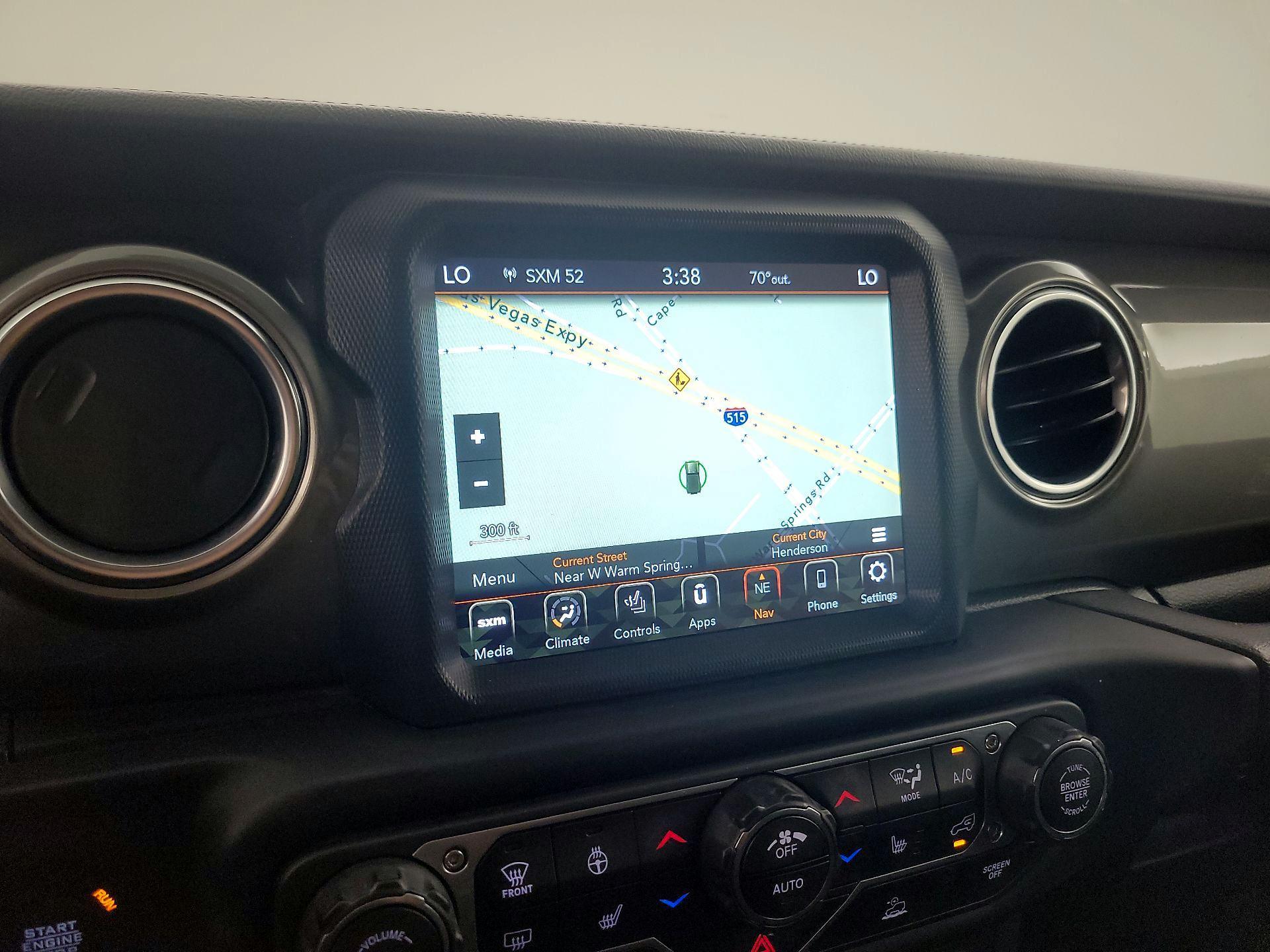 Thumbnail: 2022 Jeep Wrangler - 14