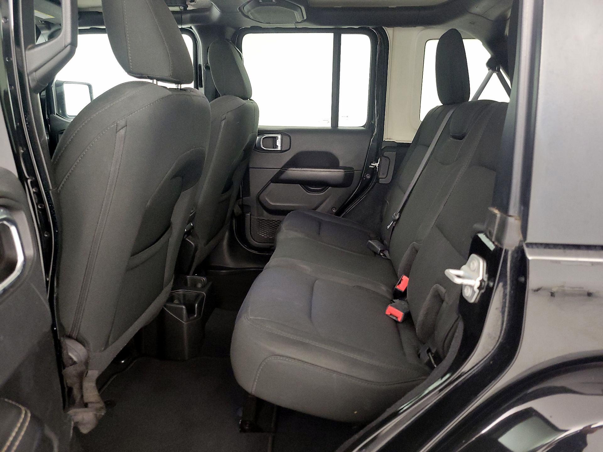 Thumbnail: 2022 Jeep Wrangler - 20