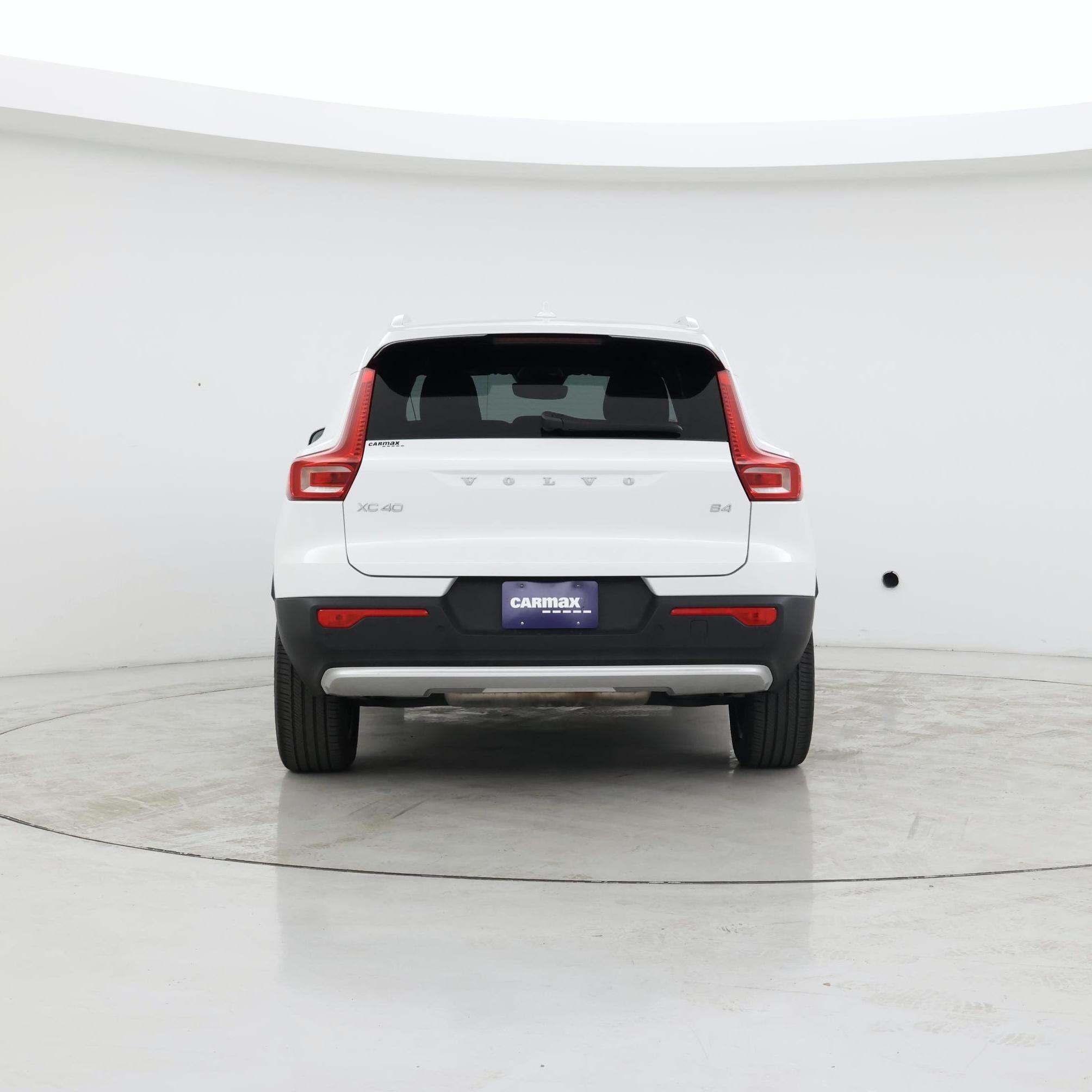 Thumbnail: 2023 Volvo XC40 - 6