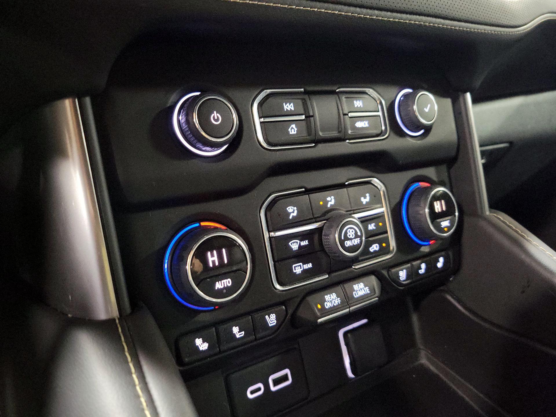 Thumbnail: 2023 Chevrolet Suburban - 16