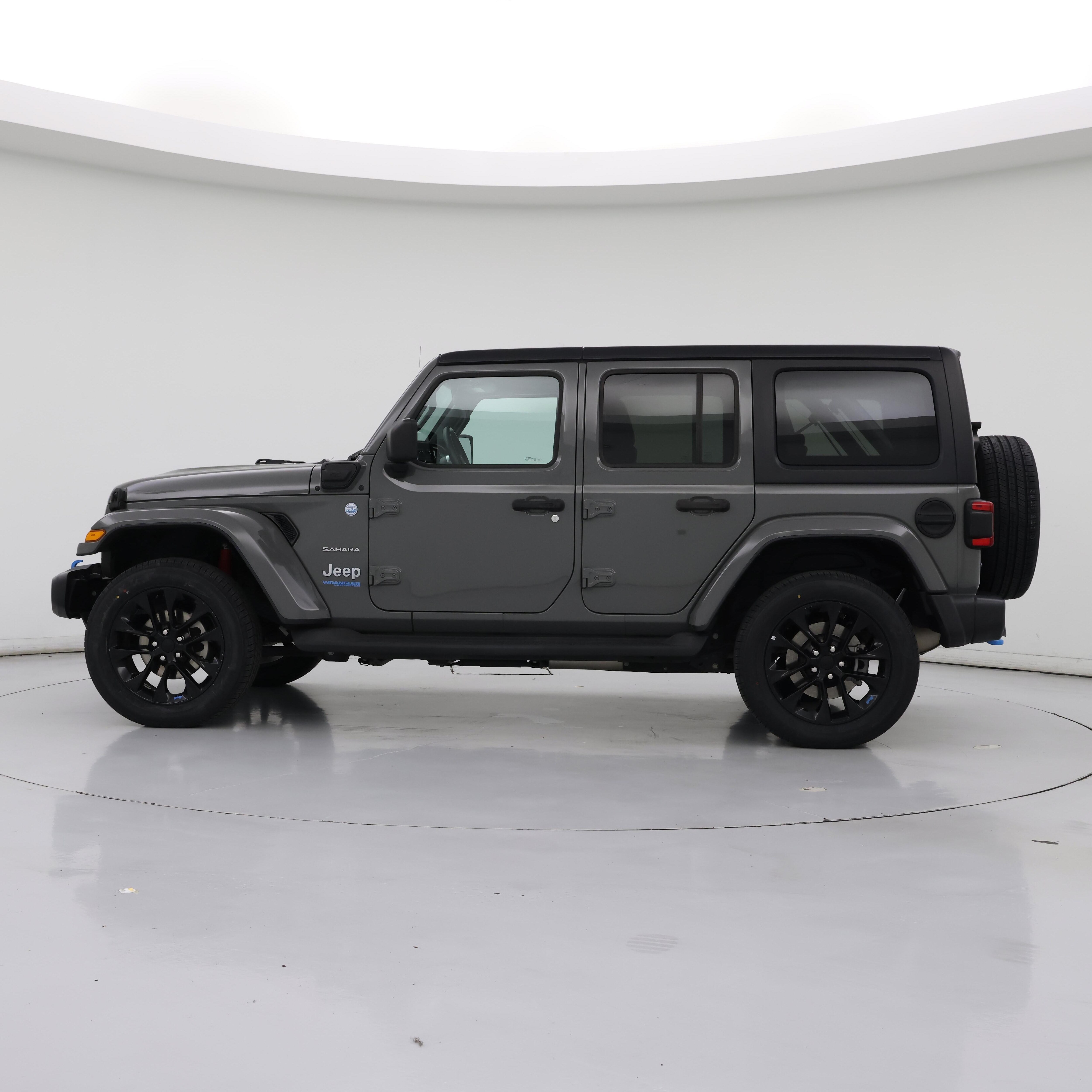 Thumbnail: 2022 Jeep Wrangler - 3