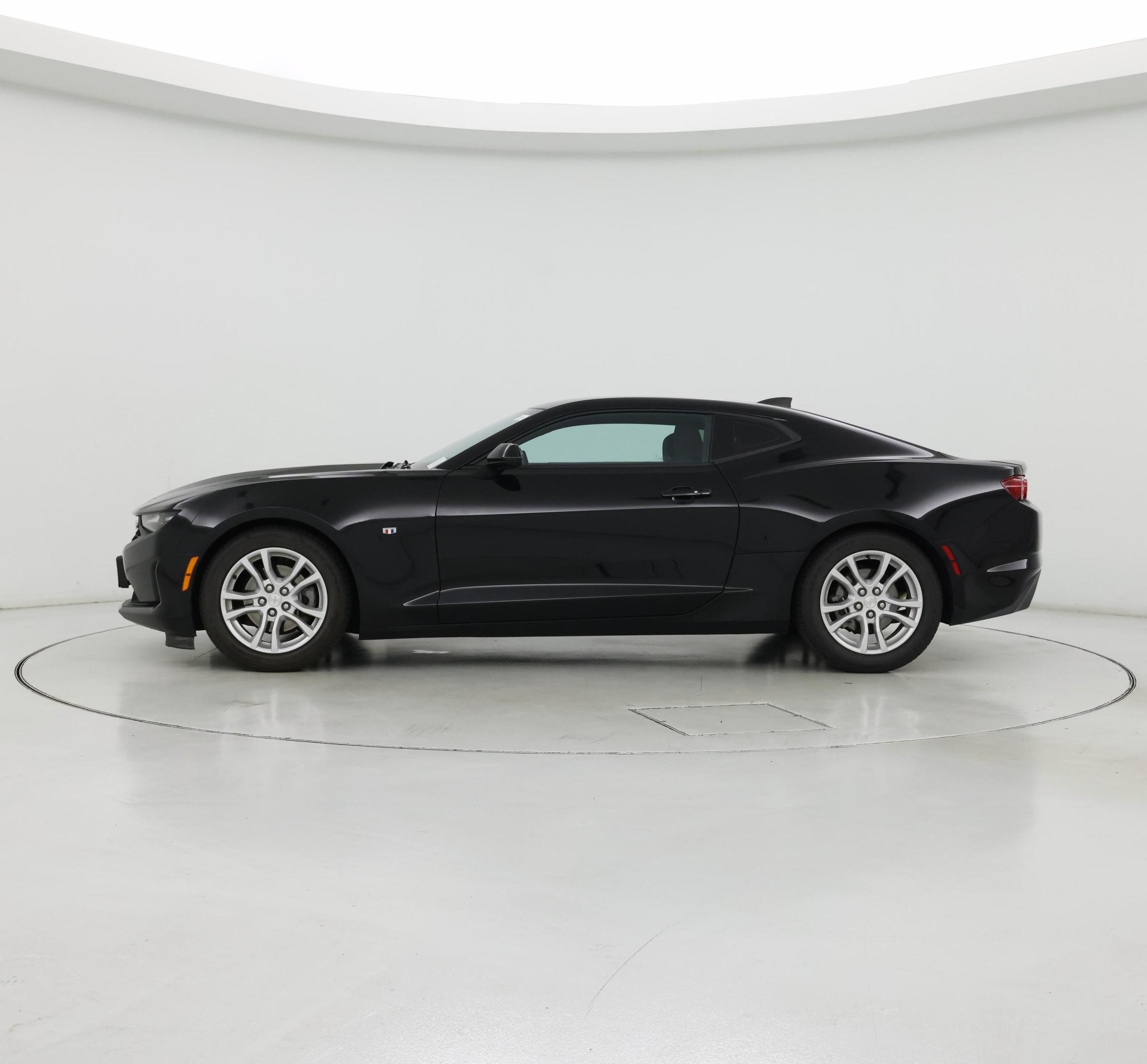 Thumbnail: 2020 Chevrolet Camaro - 3