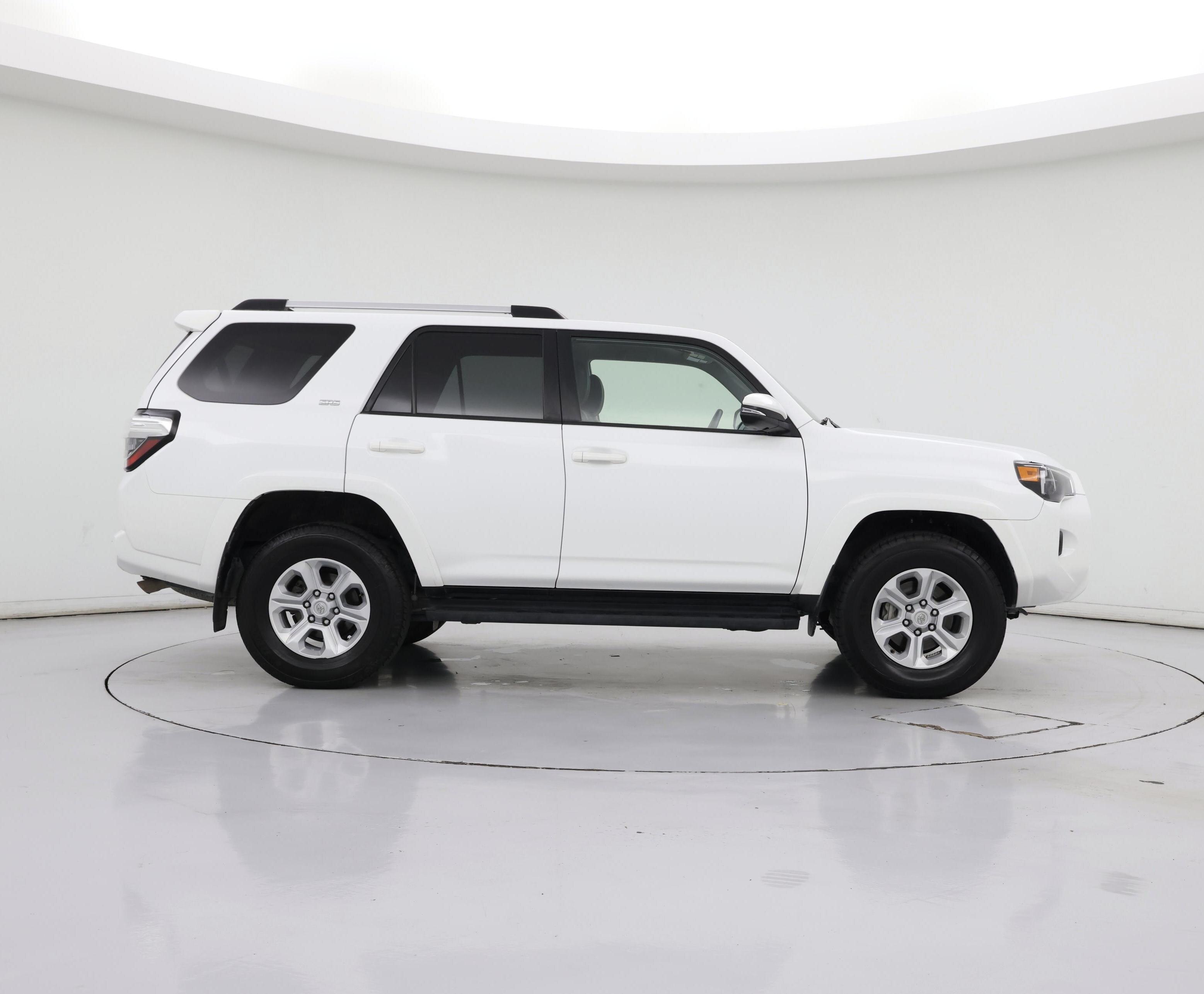 Thumbnail: 2024 Toyota 4Runner - 7