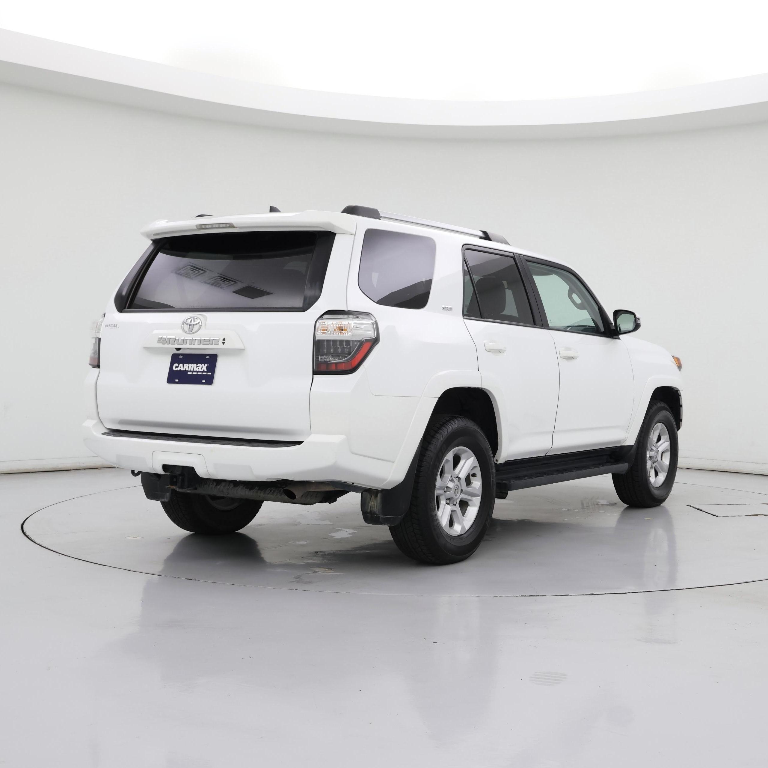 Thumbnail: 2024 Toyota 4Runner - 8