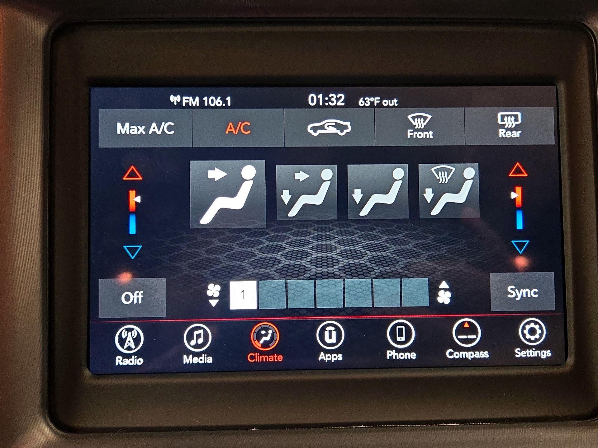 Thumbnail: 2021 Dodge Charger - 16