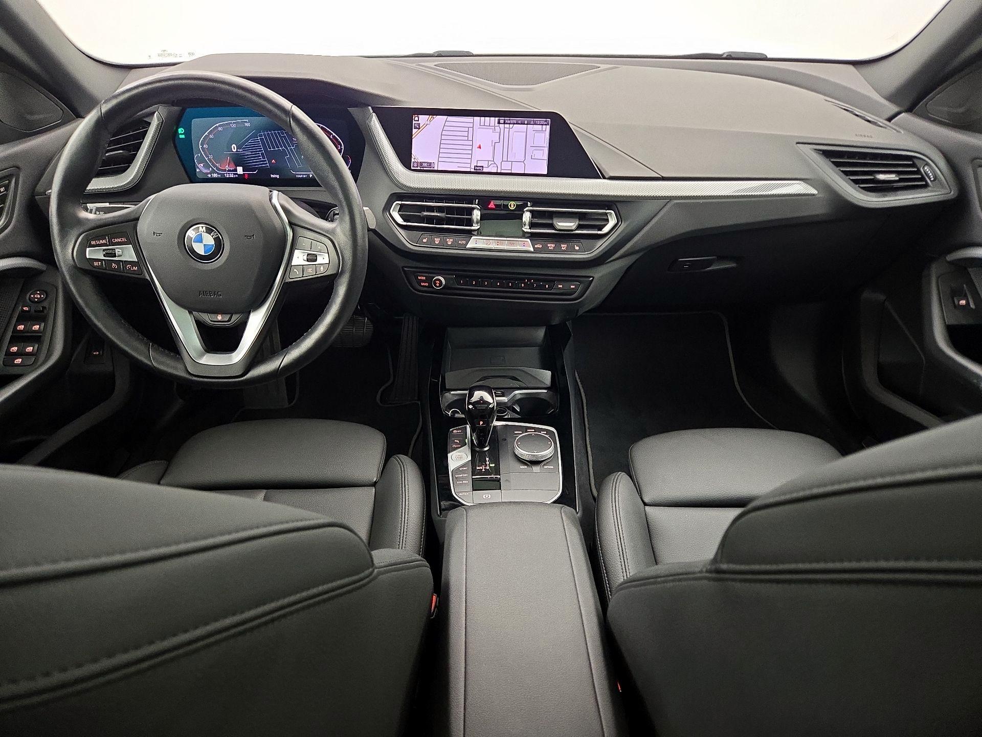 Thumbnail: 2024 BMW 2 Series - 9