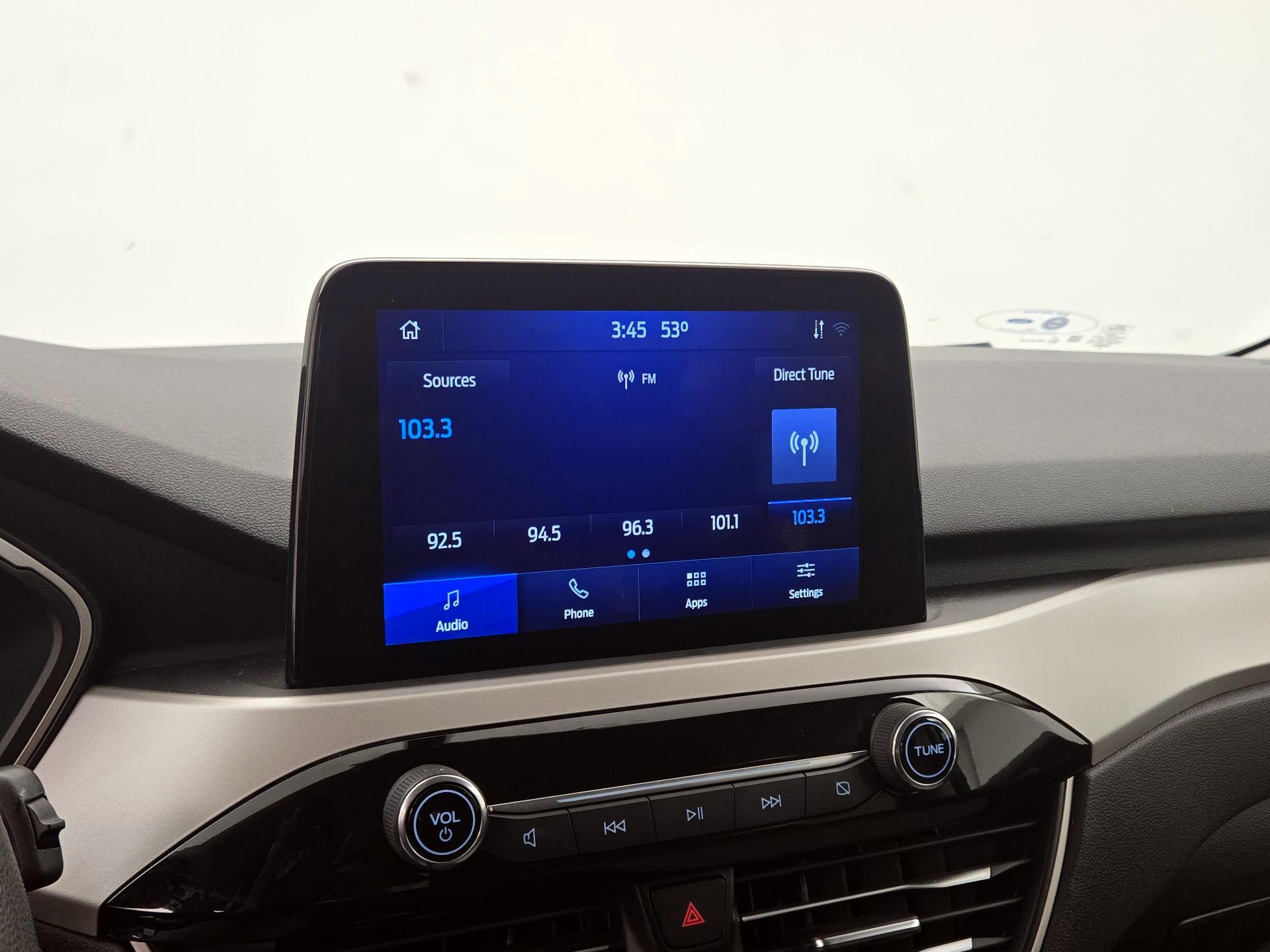 Thumbnail: 2022 Ford Escape - 15