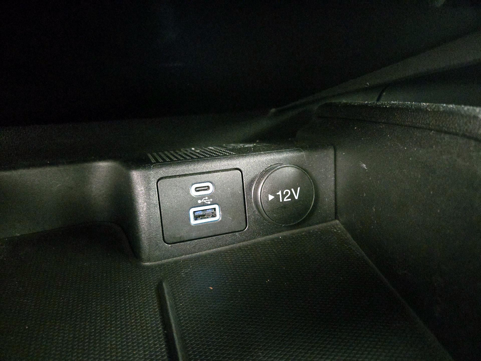 Thumbnail: 2022 Ford Escape - 18