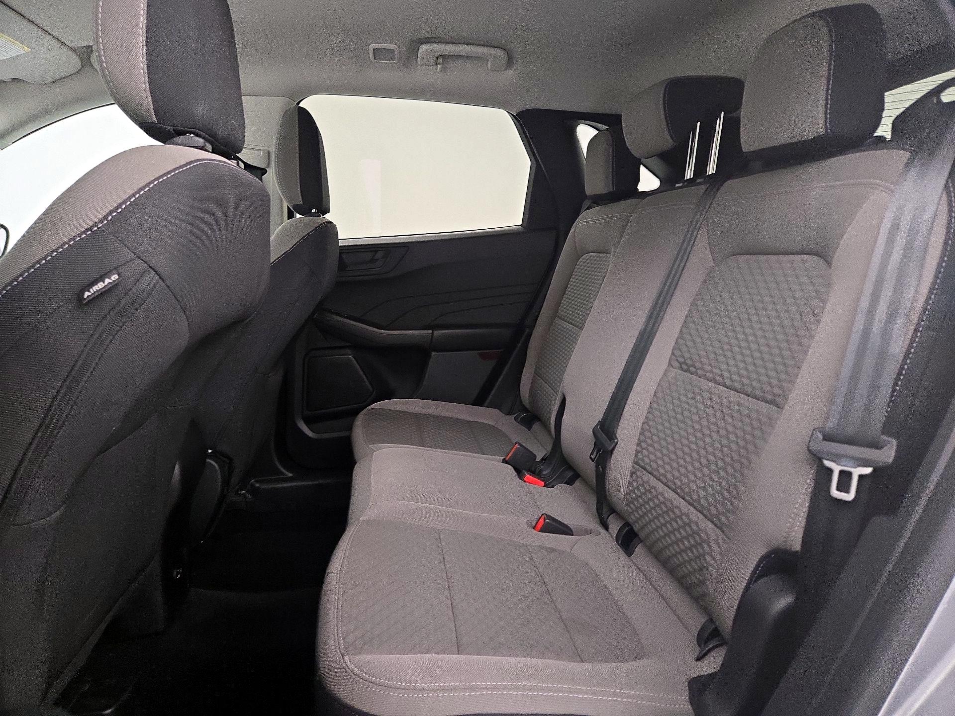 Thumbnail: 2022 Ford Escape - 19