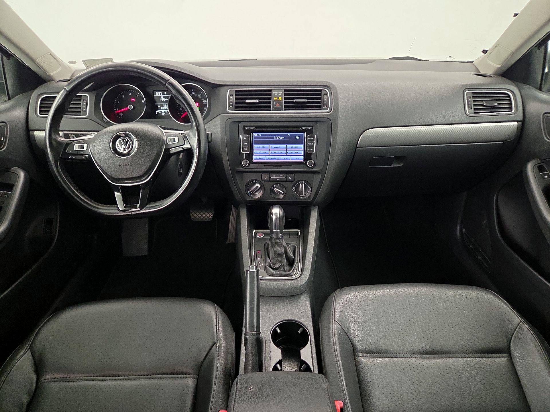 Thumbnail: 2015 Volkswagen Jetta - 9