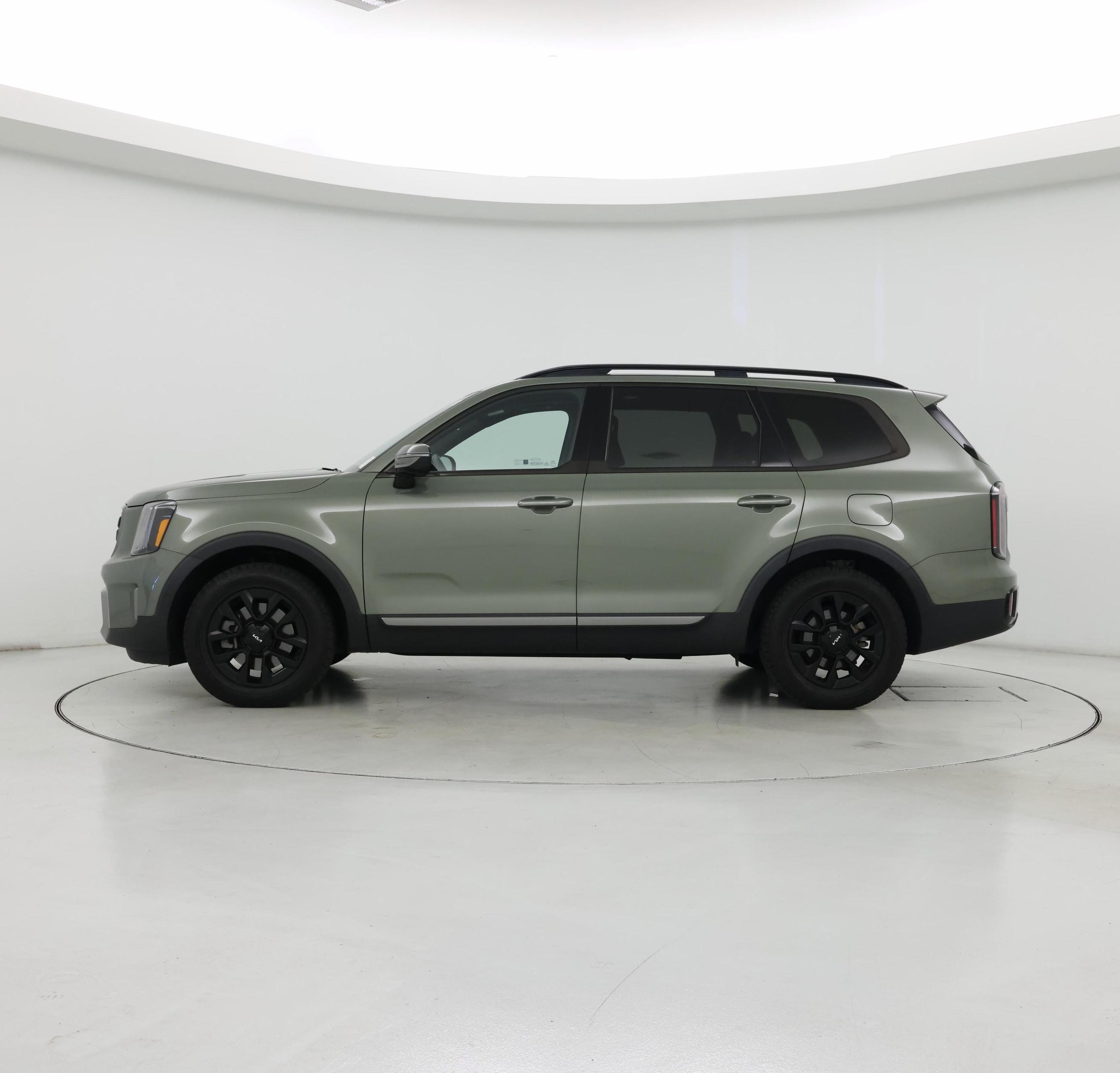 Thumbnail: 2023 Kia Telluride - 3