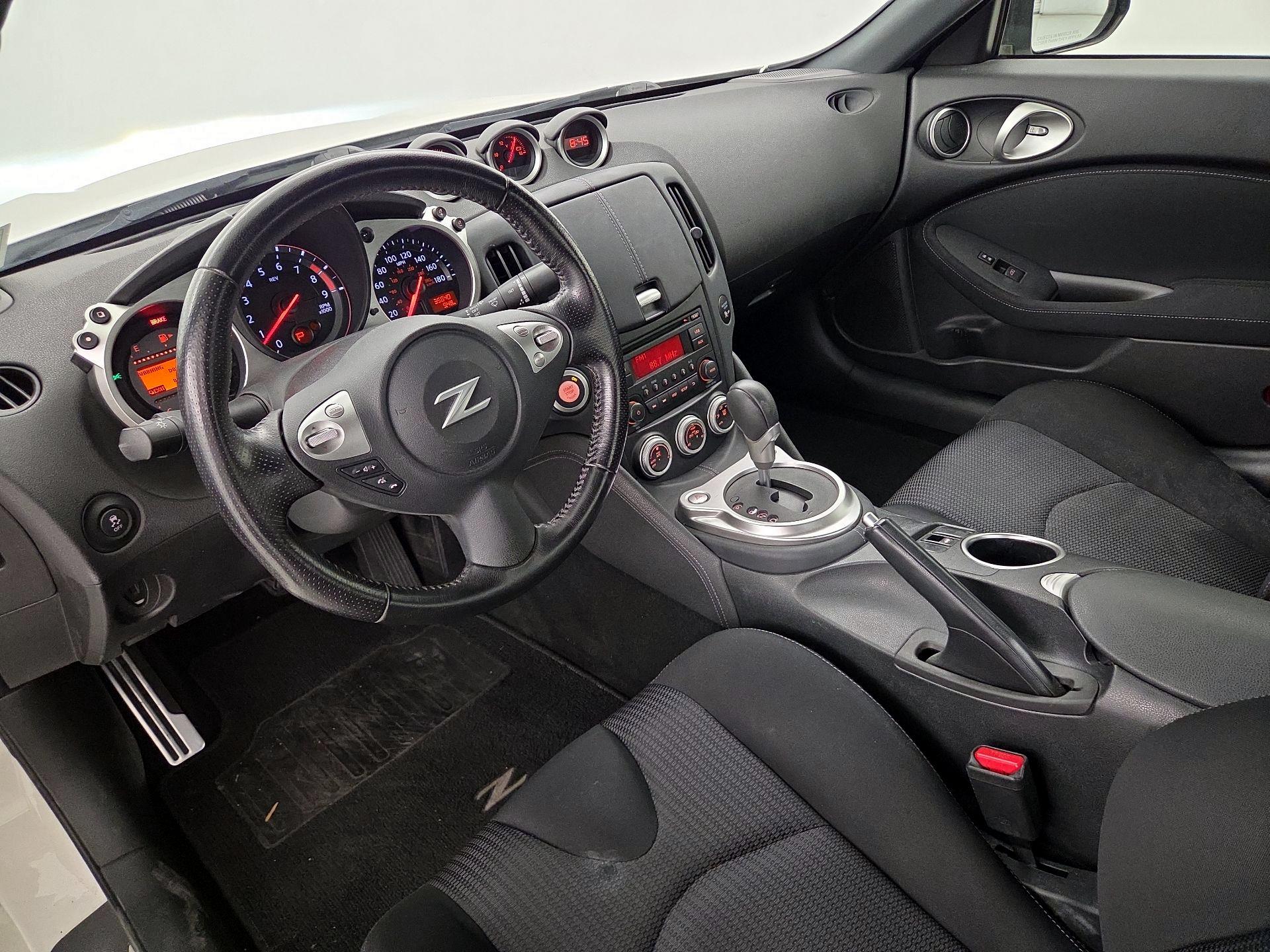 Thumbnail: 2020 Nissan Z - 9