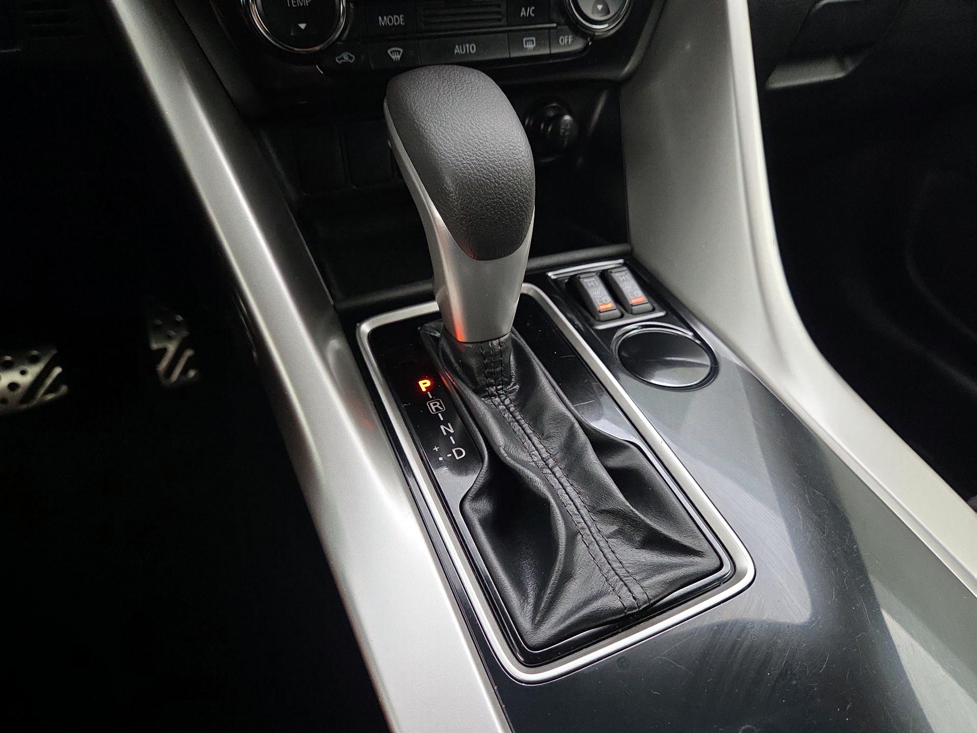 Thumbnail: 2022 Mitsubishi Eclipse Cross - 17