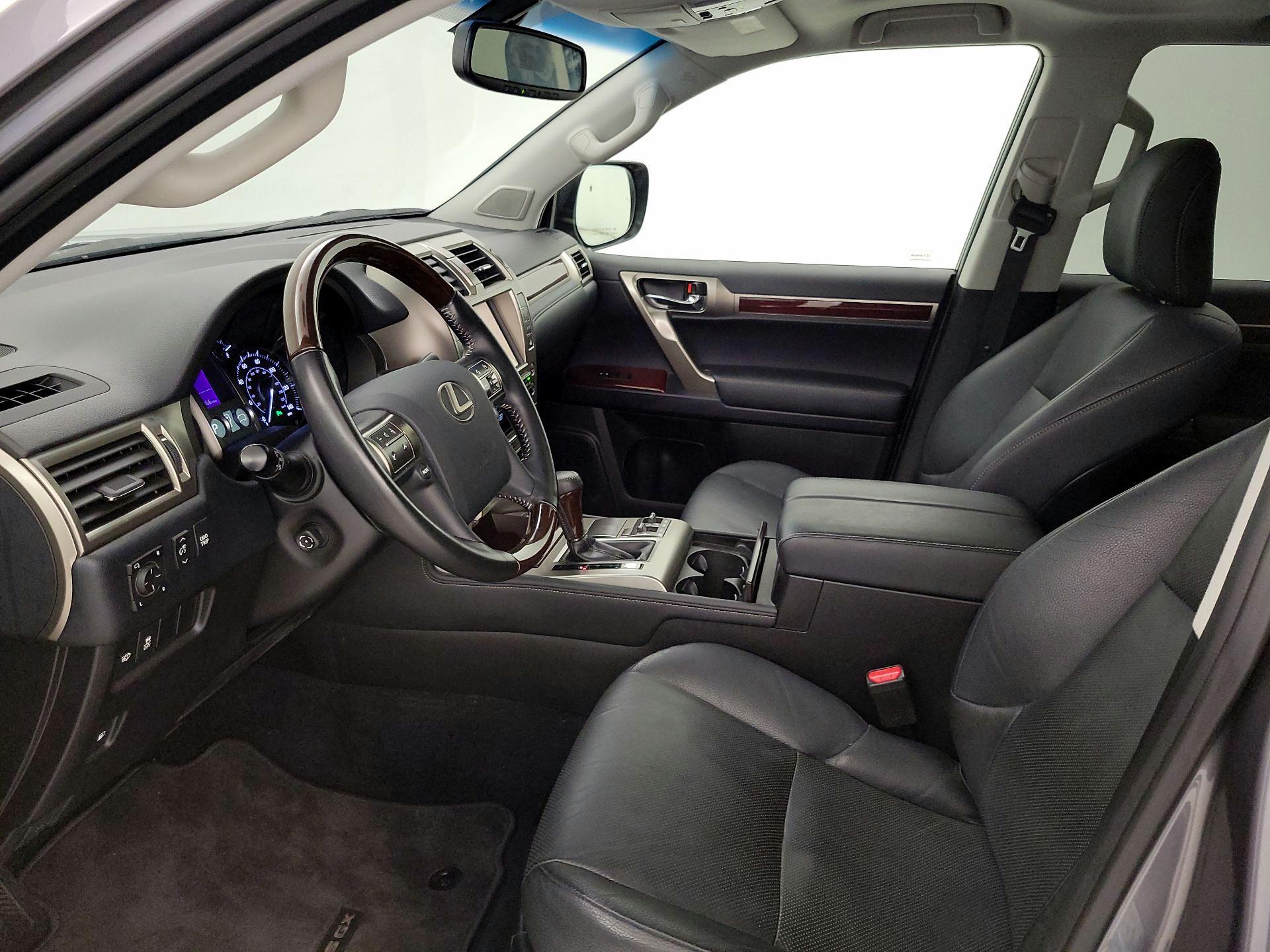 Thumbnail: 2019 Lexus GX - 11