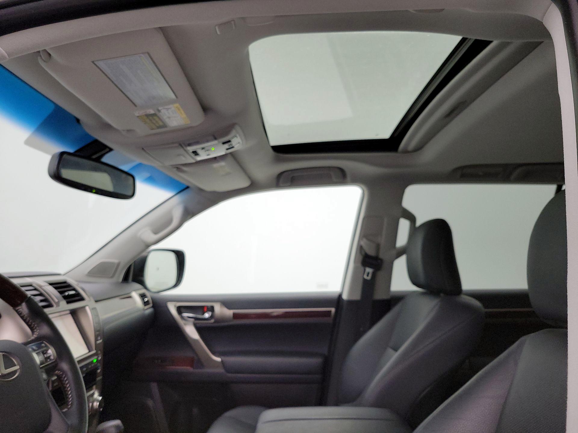 Thumbnail: 2019 Lexus GX - 20