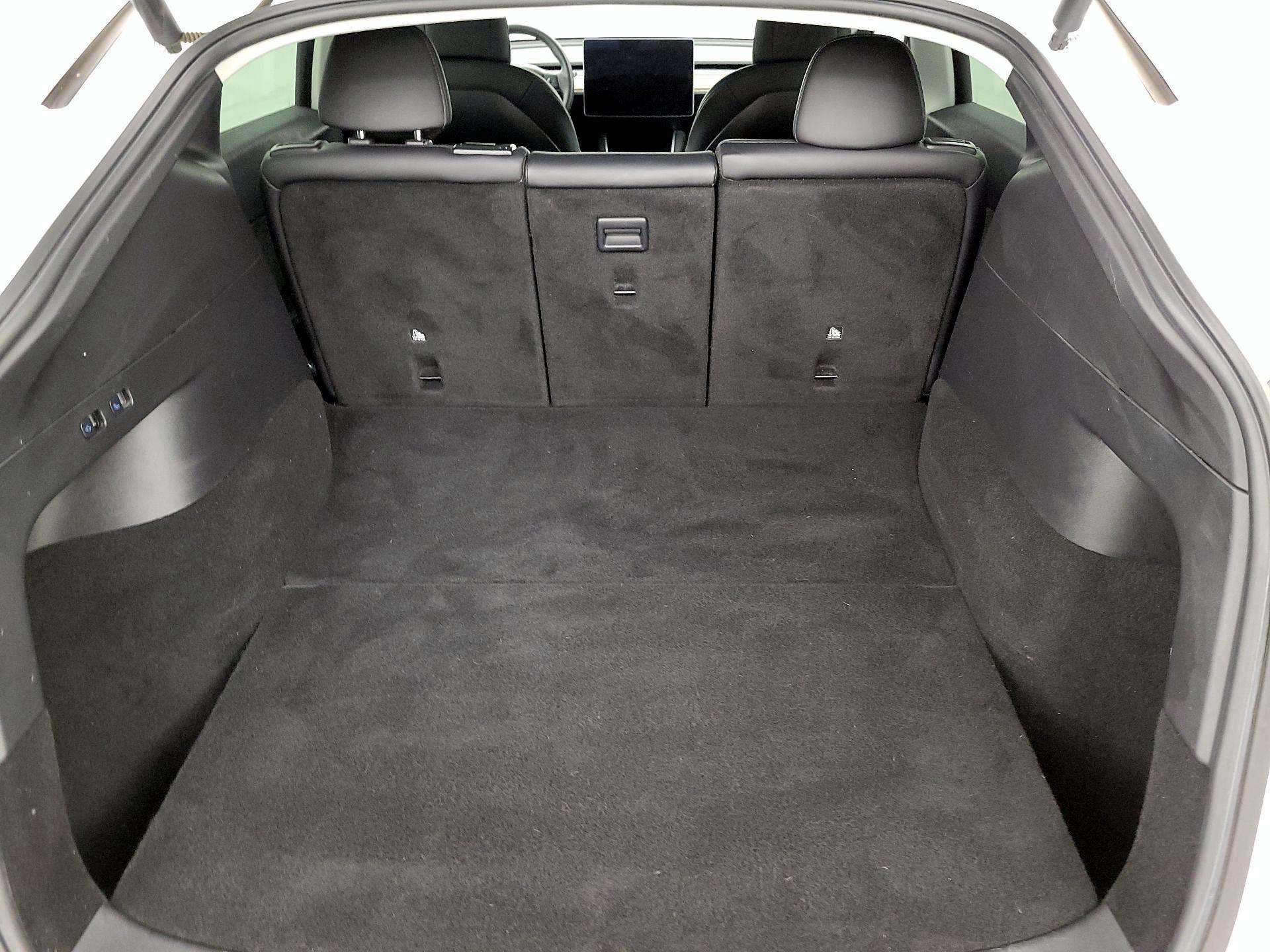 Thumbnail: 2021 Tesla Model Y - 19