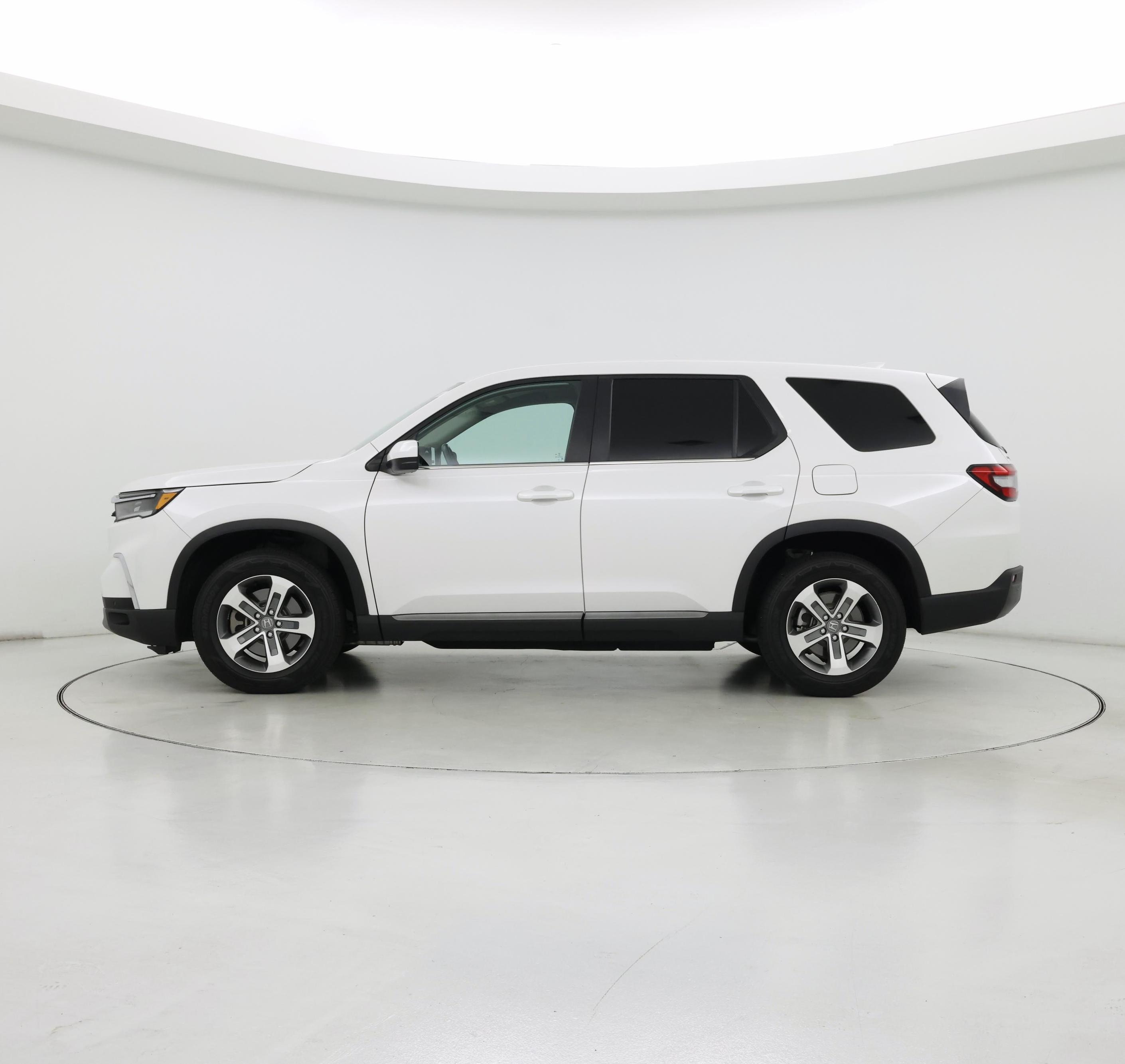Thumbnail: 2024 Honda Pilot - 3