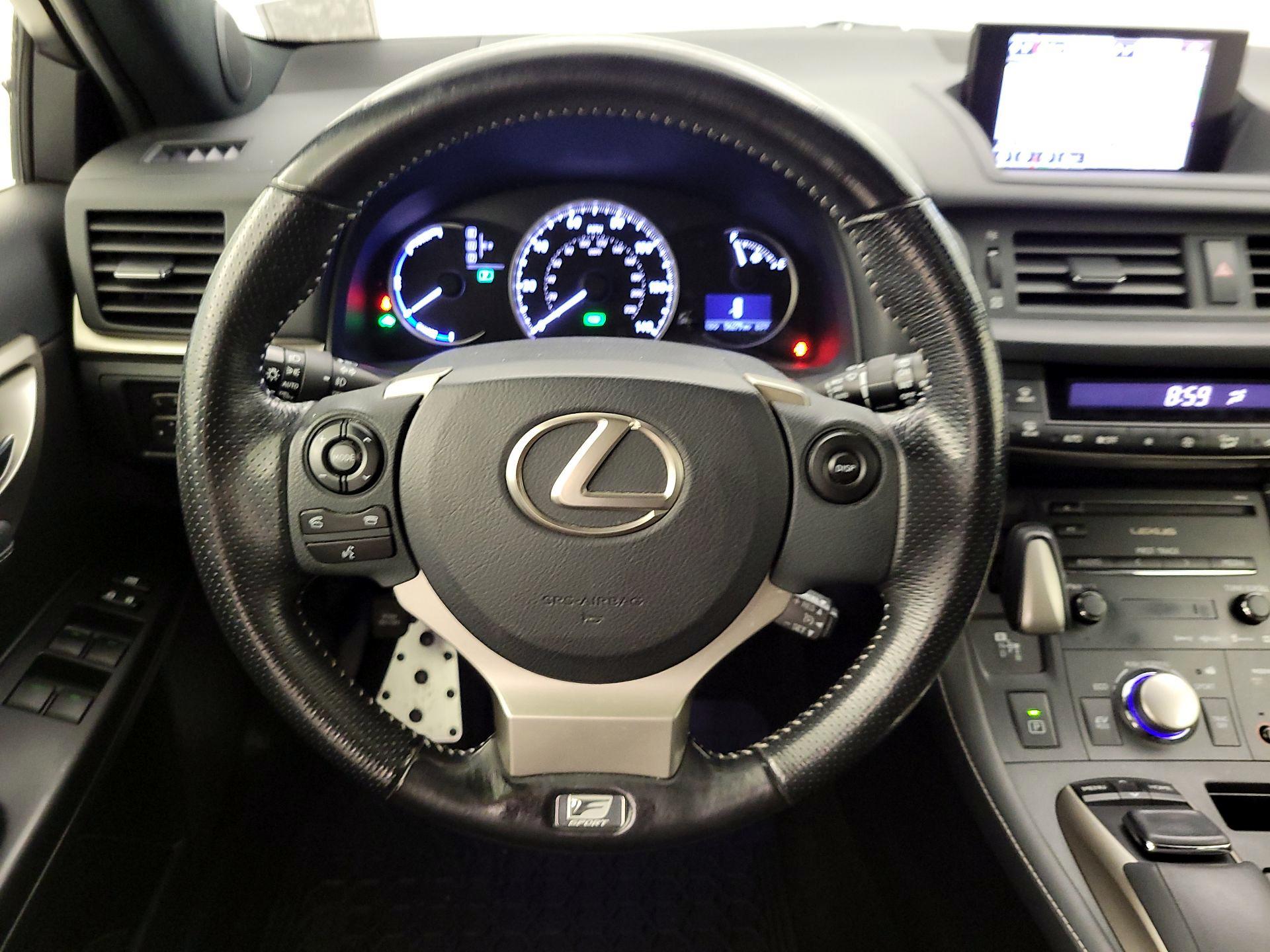 Thumbnail: 2017 Lexus CT - 10