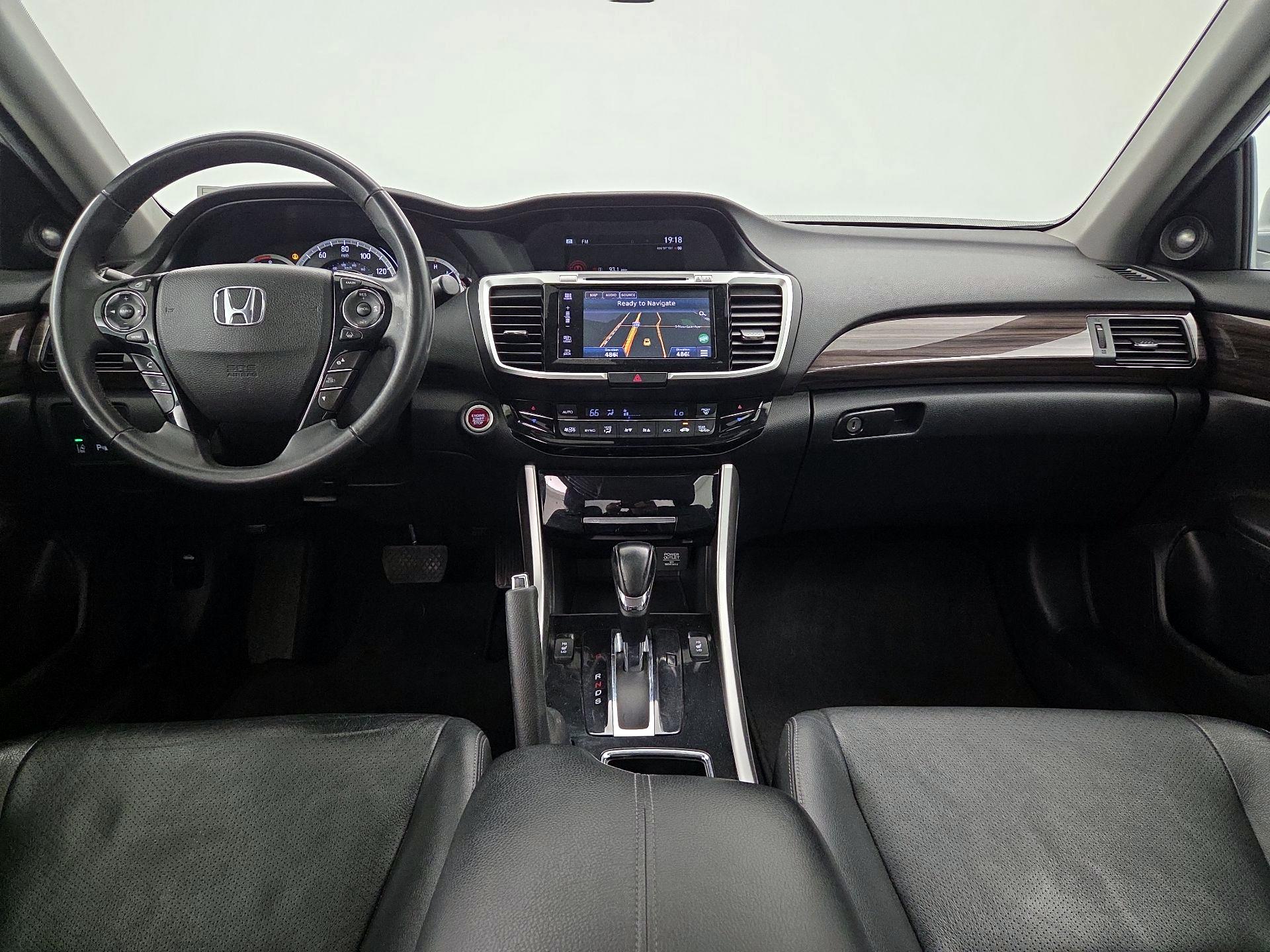Thumbnail: 2016 Honda Accord - 9