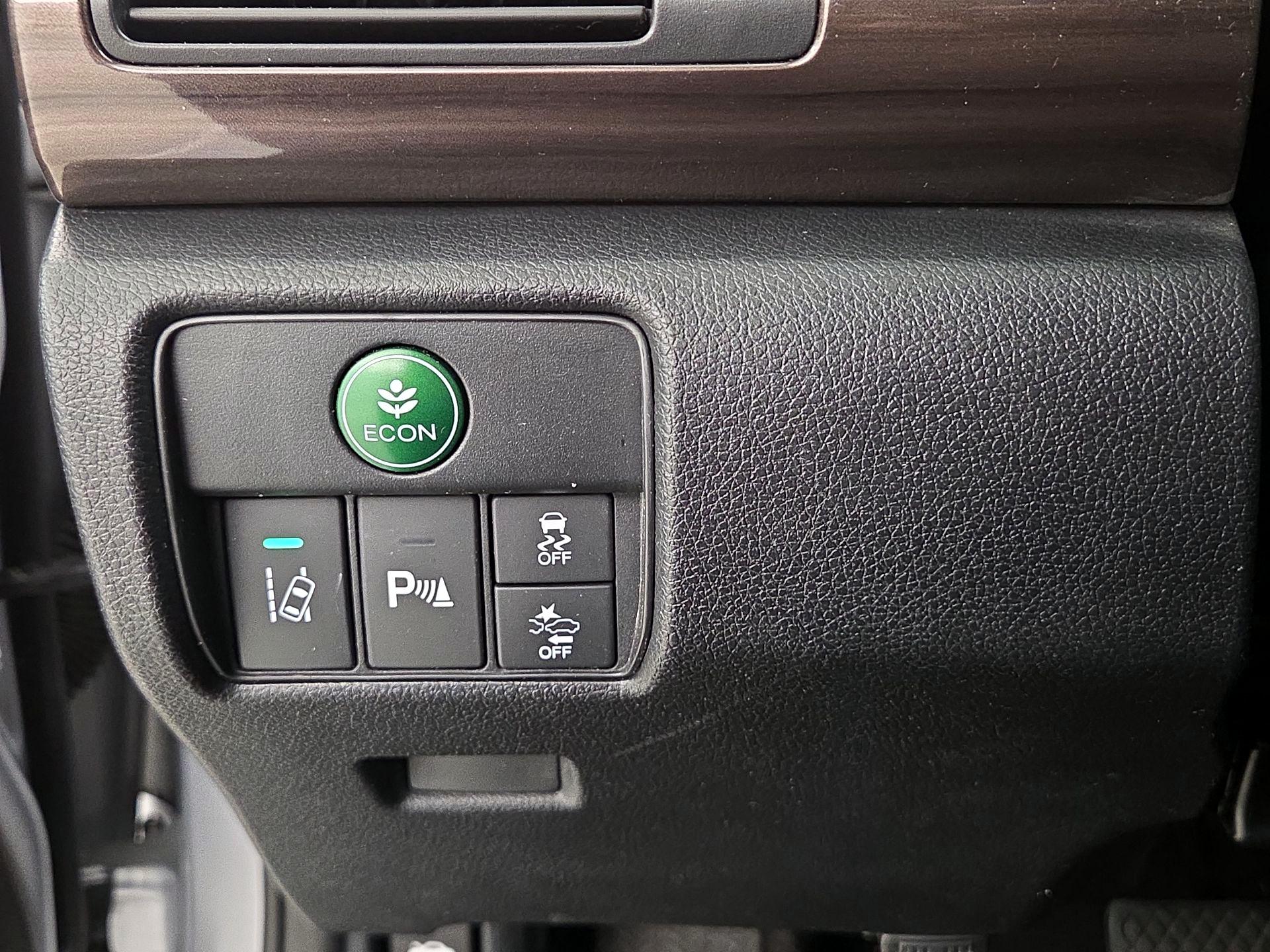 Thumbnail: 2016 Honda Accord - 13