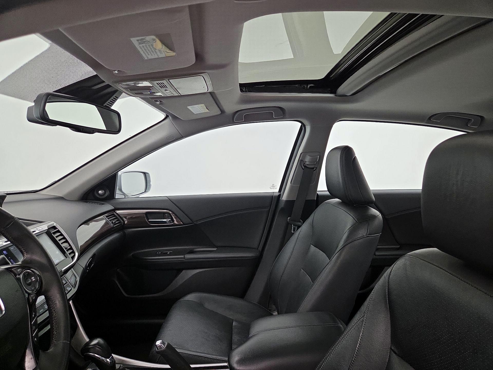 Thumbnail: 2016 Honda Accord - 20