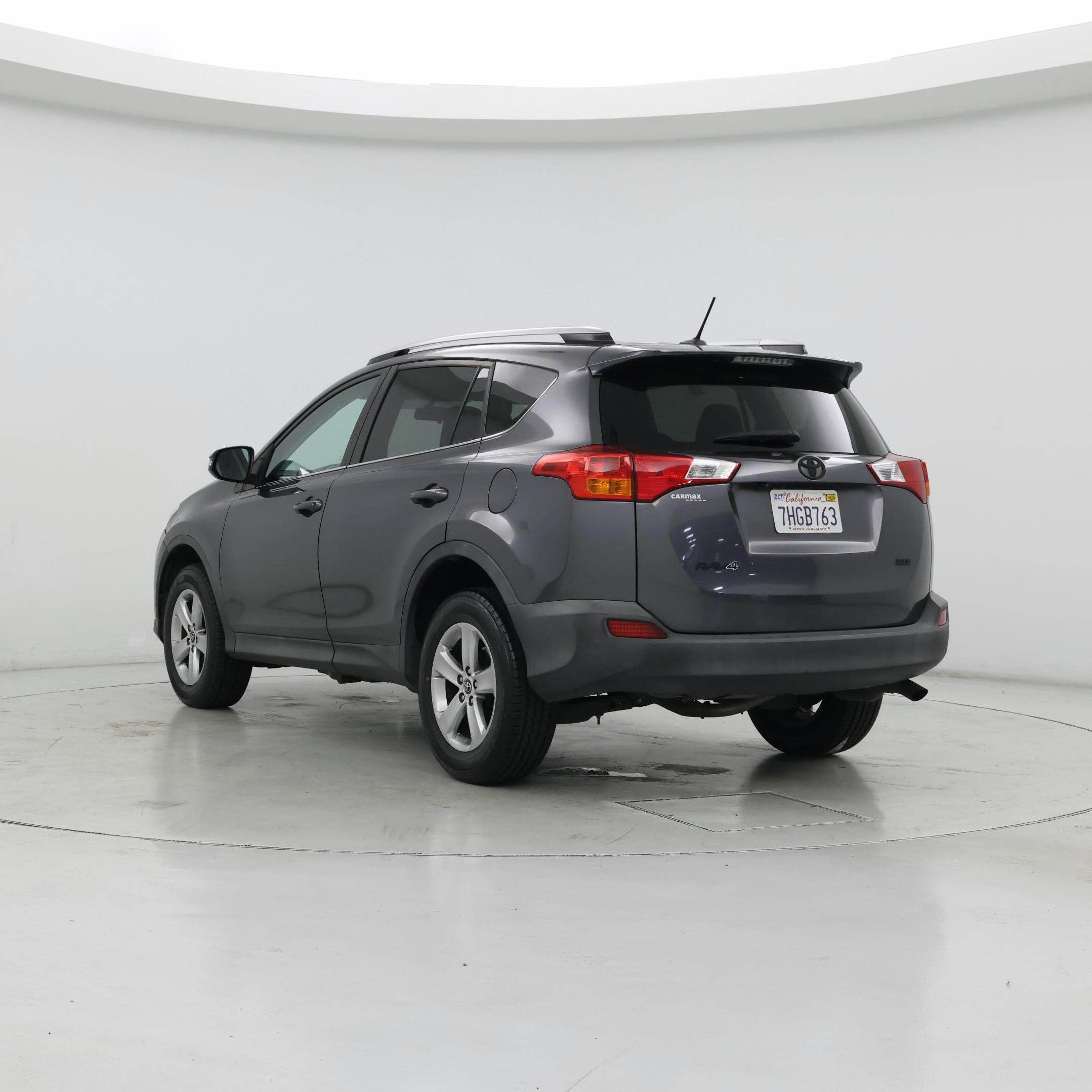 Thumbnail: 2015 Toyota RAV4 - 2