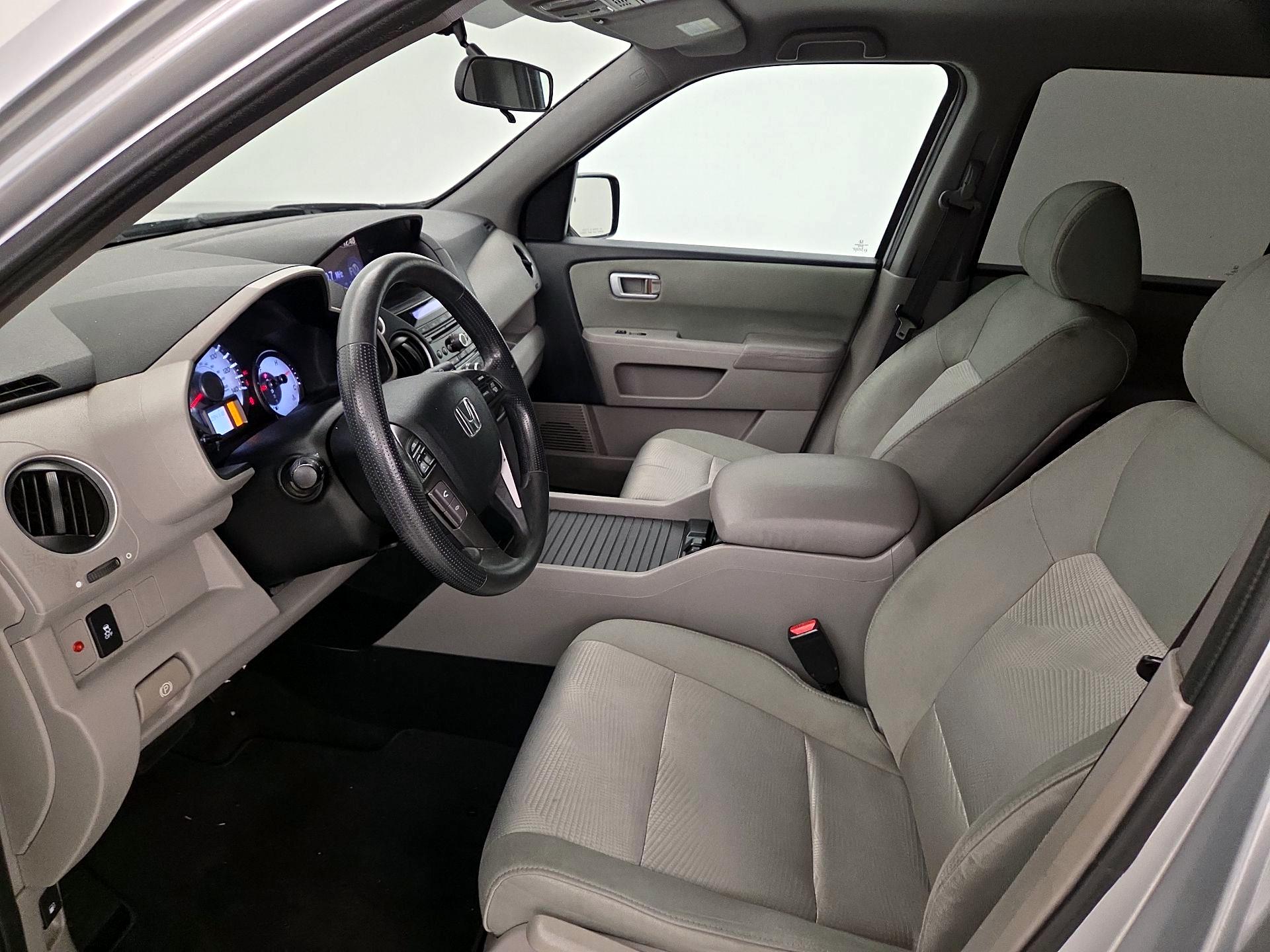 Thumbnail: 2015 Honda Pilot - 11