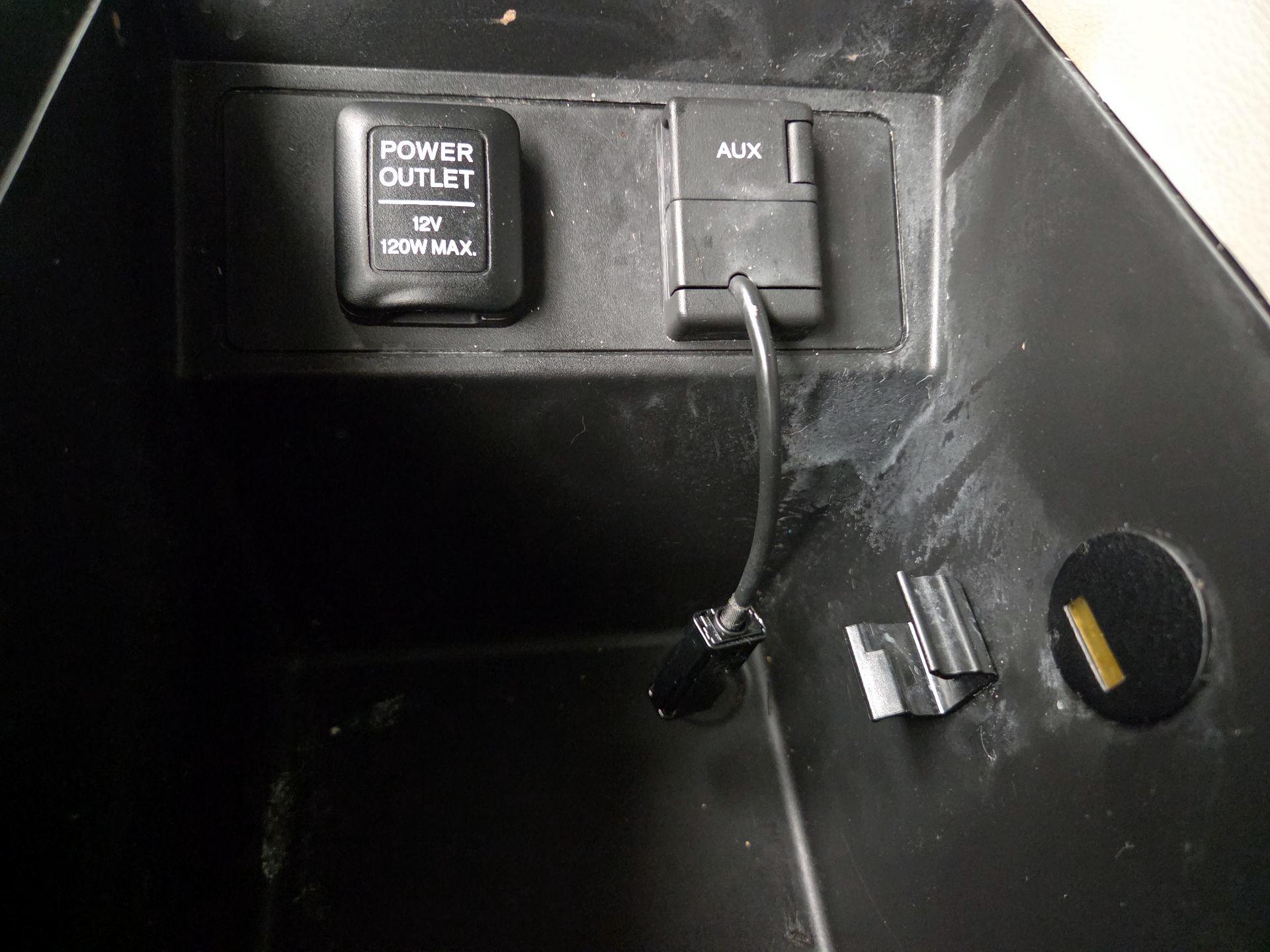 Thumbnail: 2015 Honda Pilot - 18