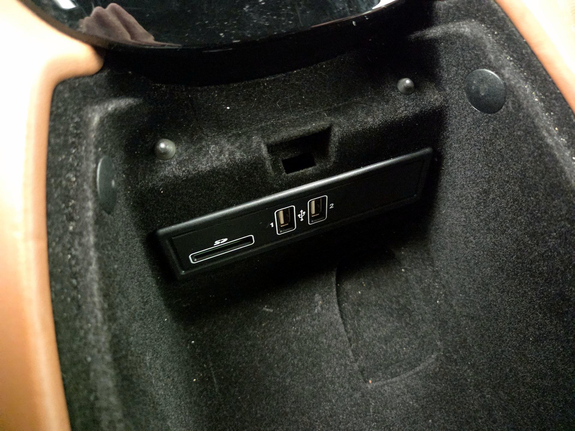 Thumbnail: 2018 Mercedes-Benz AMG GT - 18