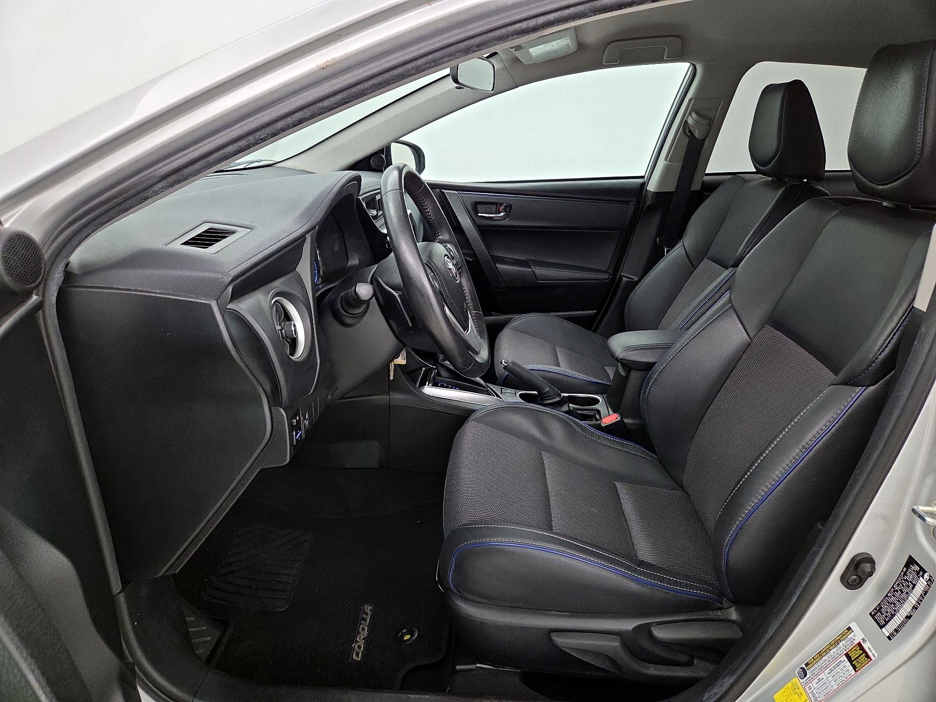 Thumbnail: 2018 Toyota Corolla - 11