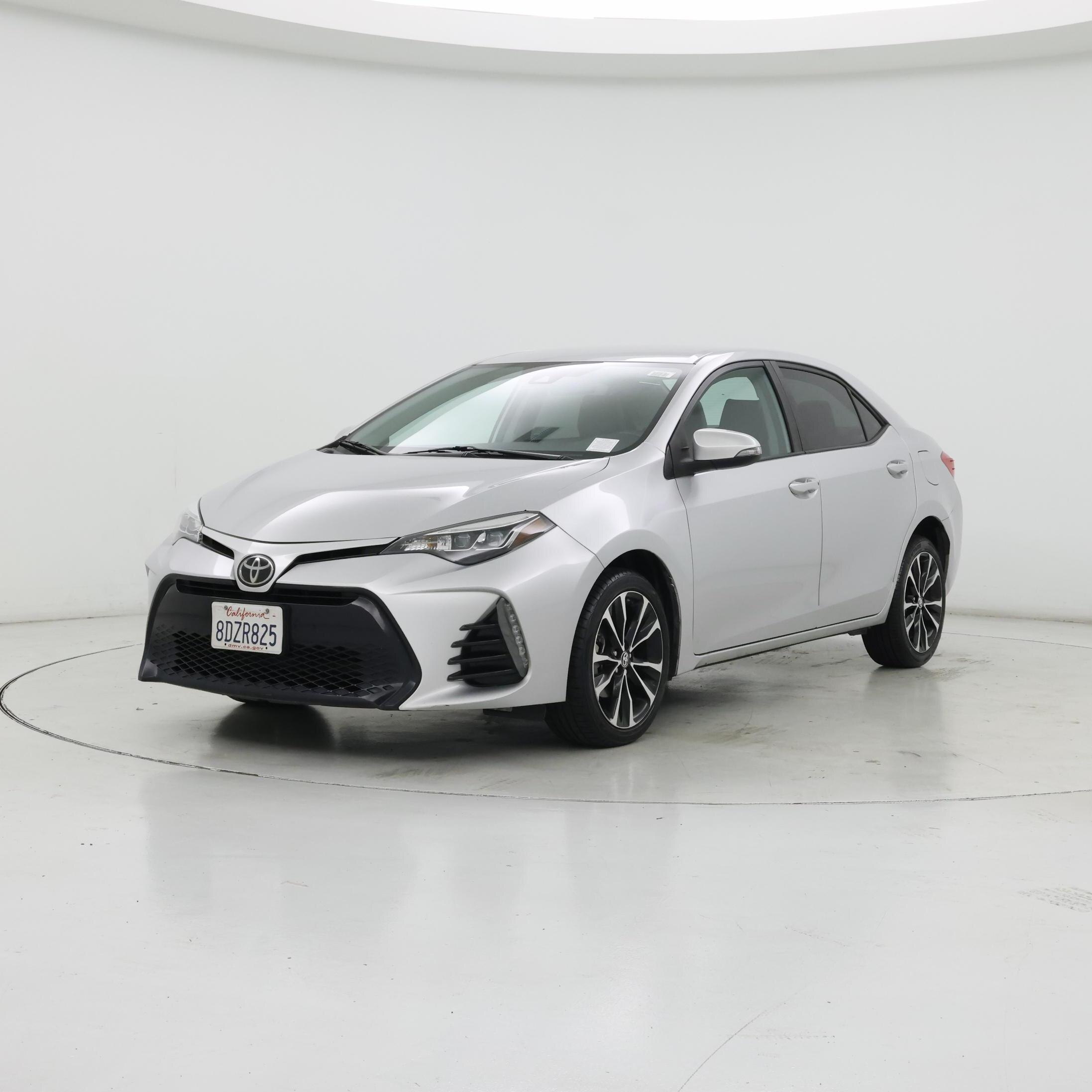 Thumbnail: 2018 Toyota Corolla - 4