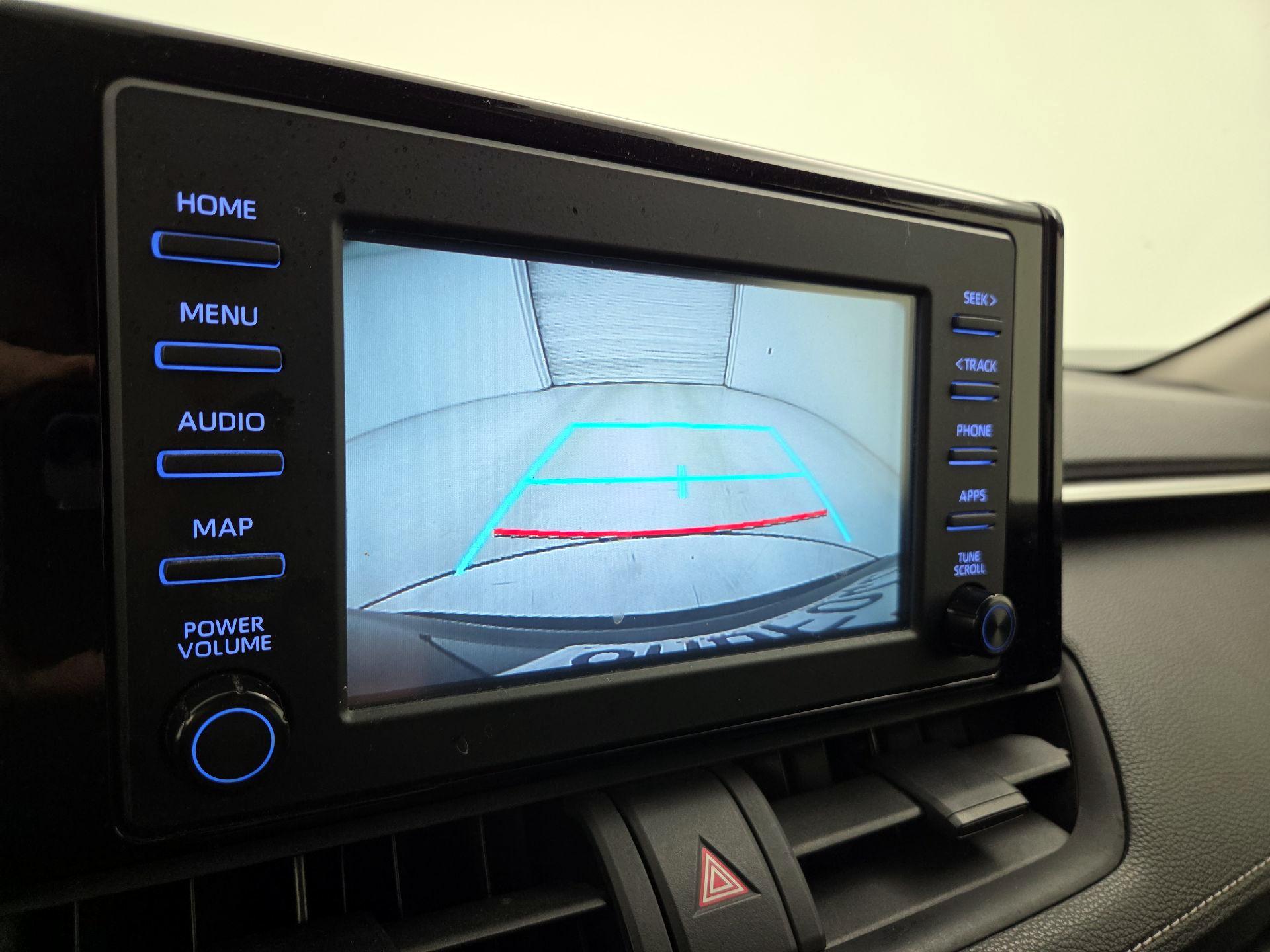 Thumbnail: 2019 Toyota RAV4 - 14