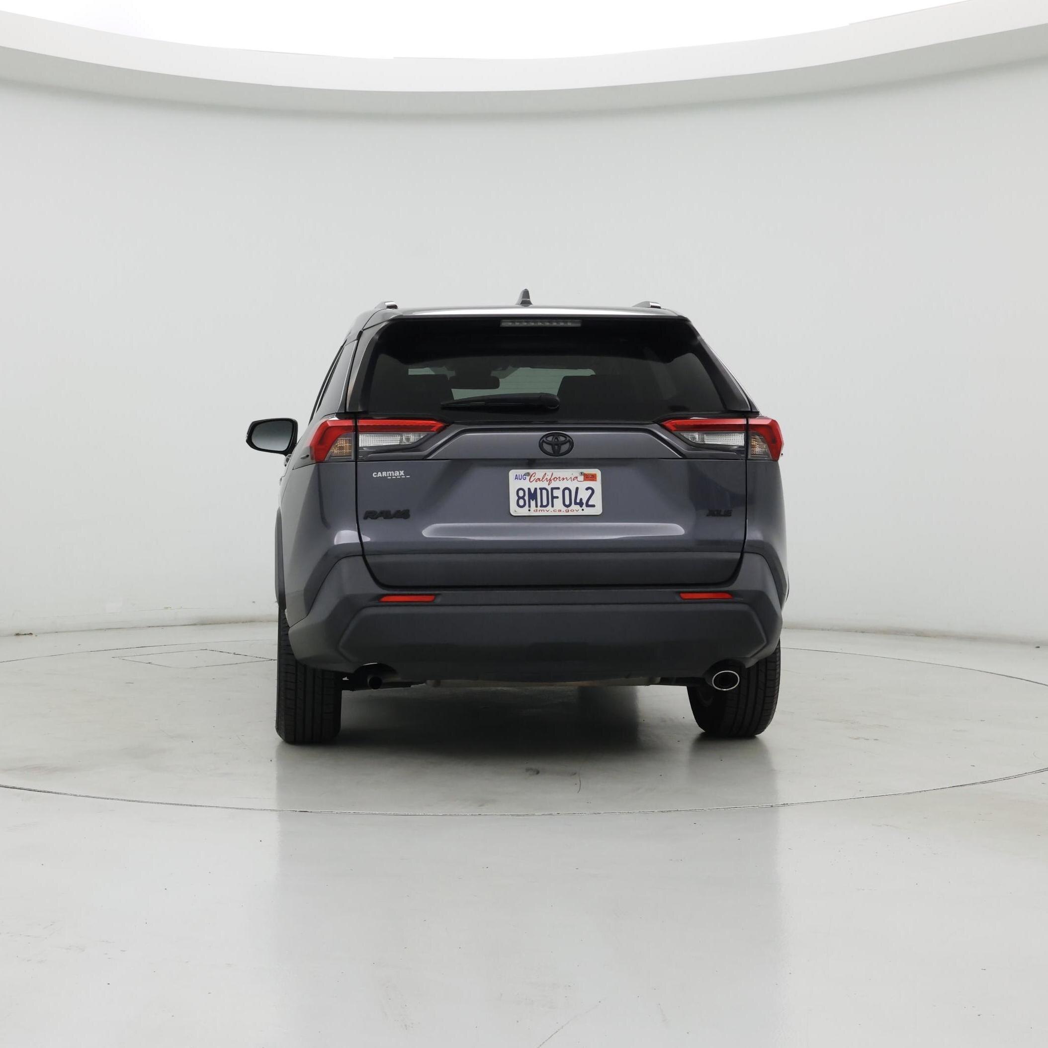 Thumbnail: 2019 Toyota RAV4 - 6