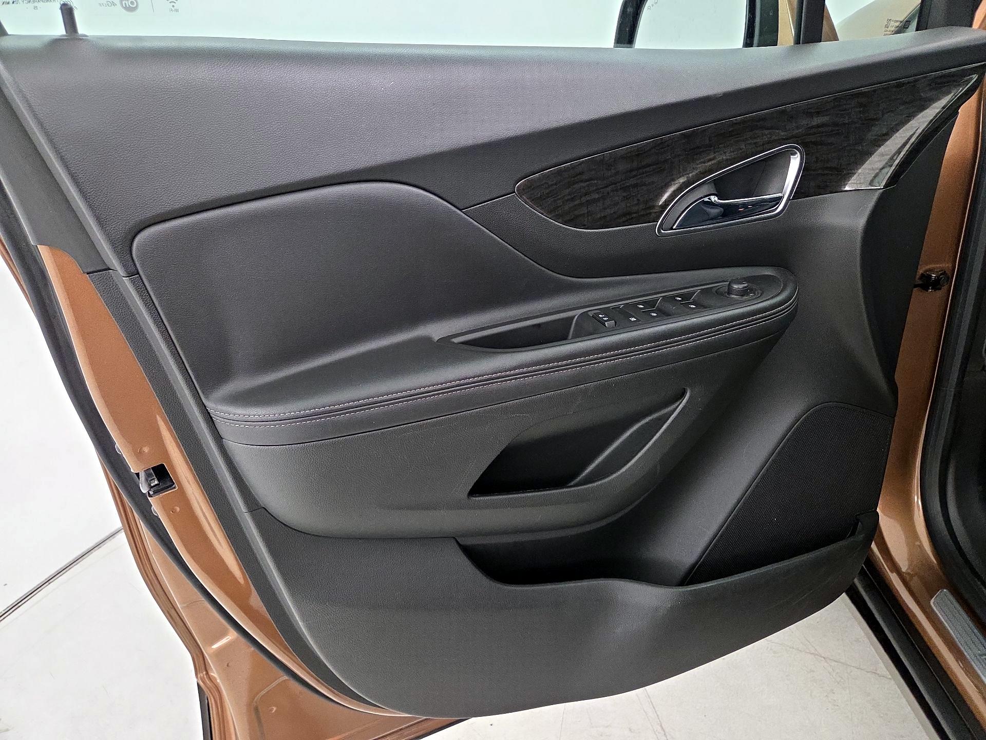 Thumbnail: 2016 Buick Encore - 12