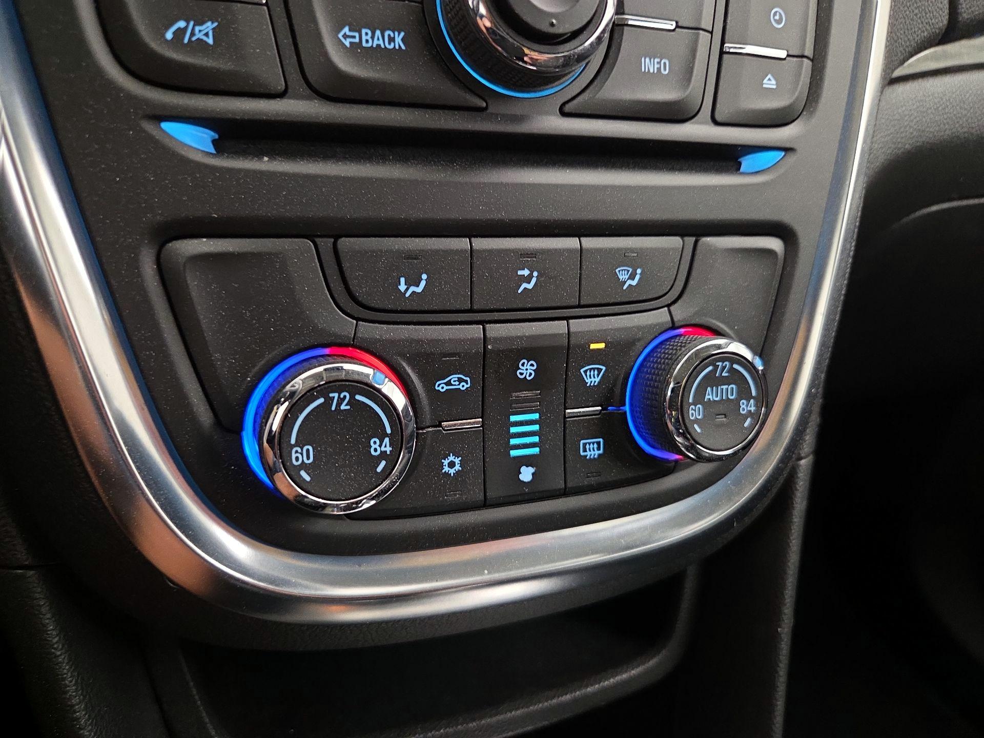 Thumbnail: 2016 Buick Encore - 17