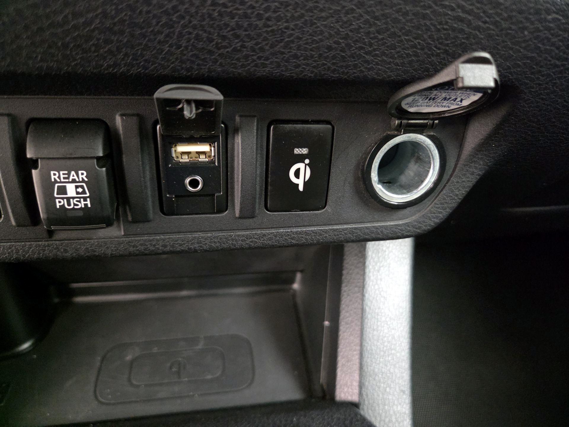 Thumbnail: 2019 Toyota Tacoma - 19