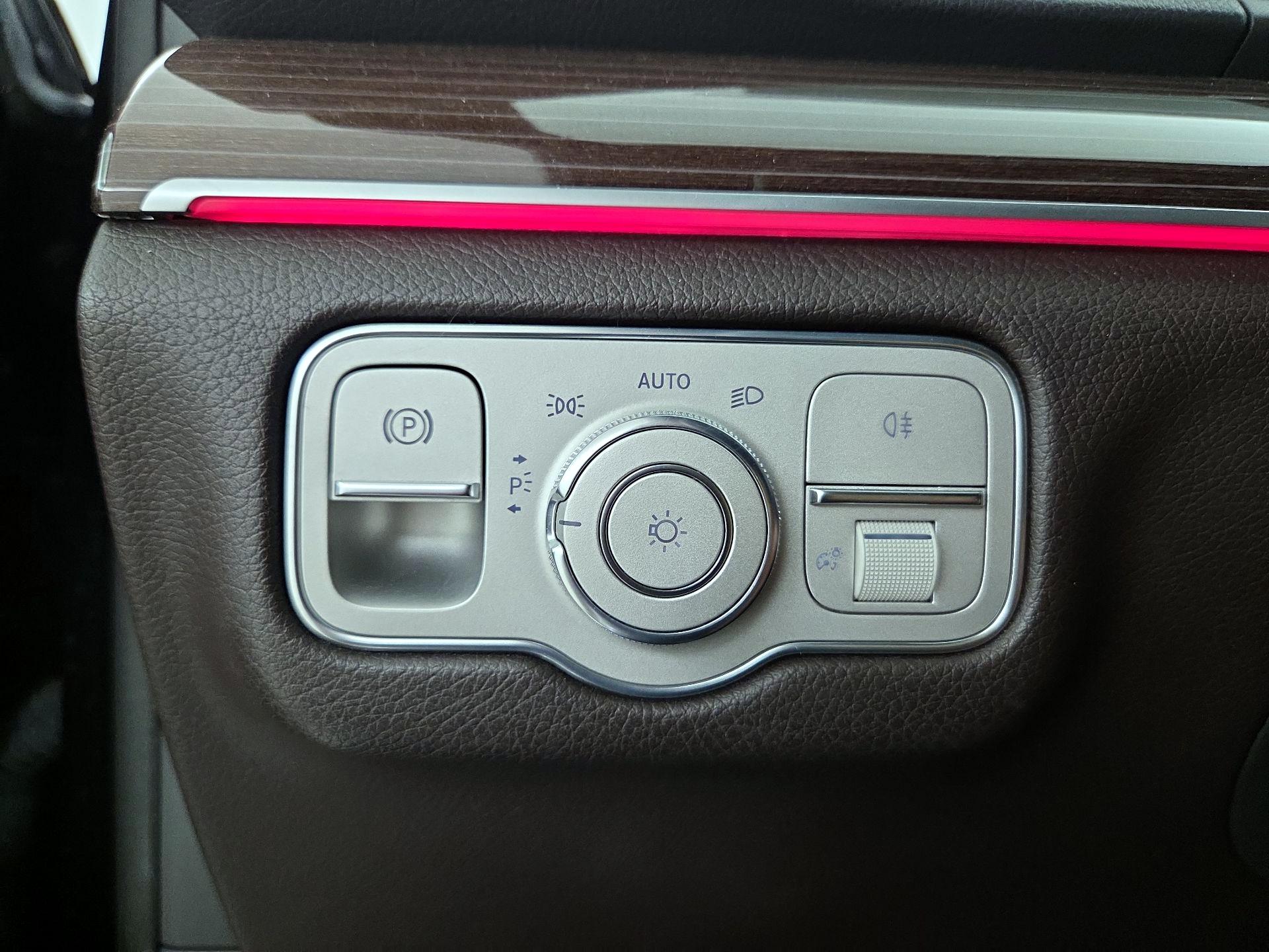 Thumbnail: 2020 Mercedes-Benz GLE - 13