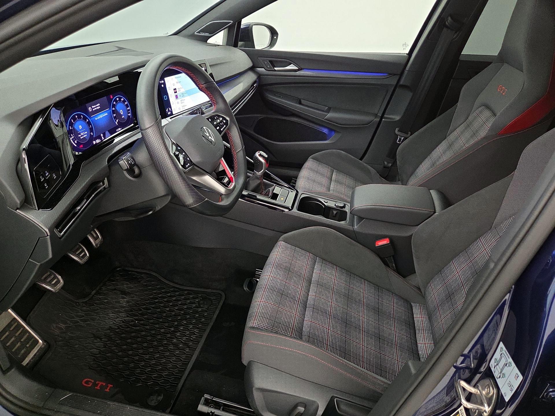 Thumbnail: 2023 Volkswagen Golf - 11