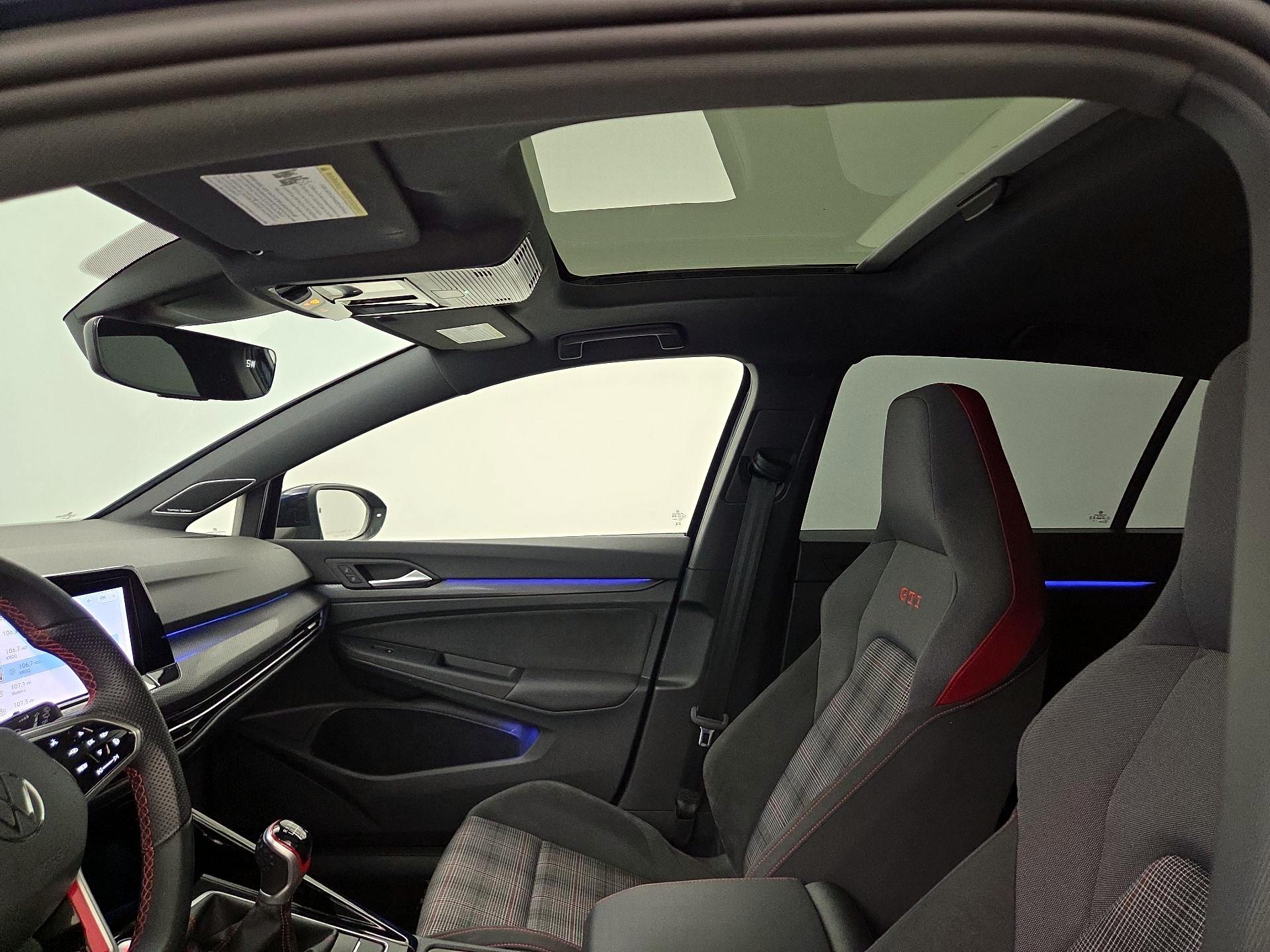 Thumbnail: 2023 Volkswagen Golf - 20