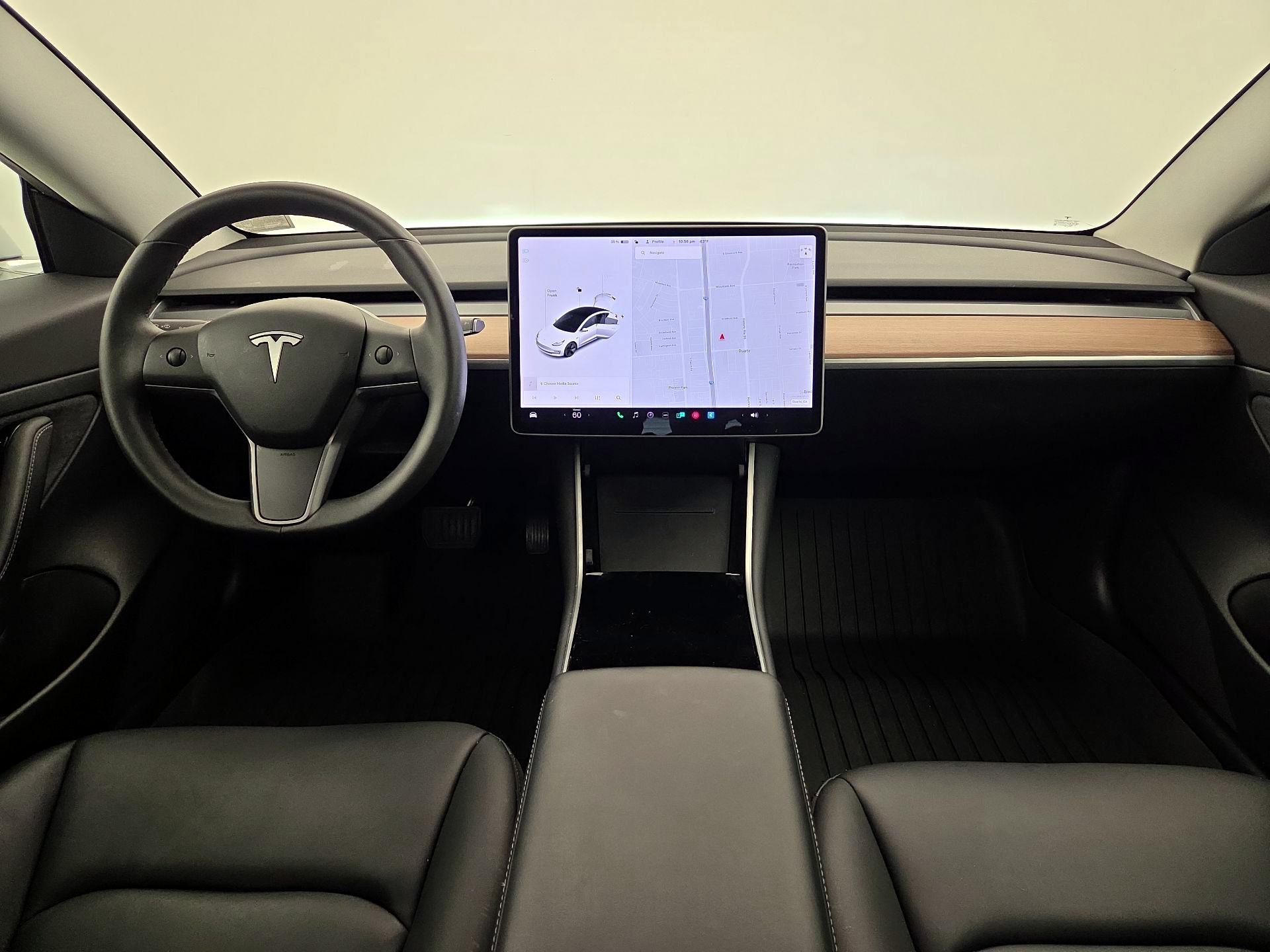 Thumbnail: 2020 Tesla Model 3 - 9