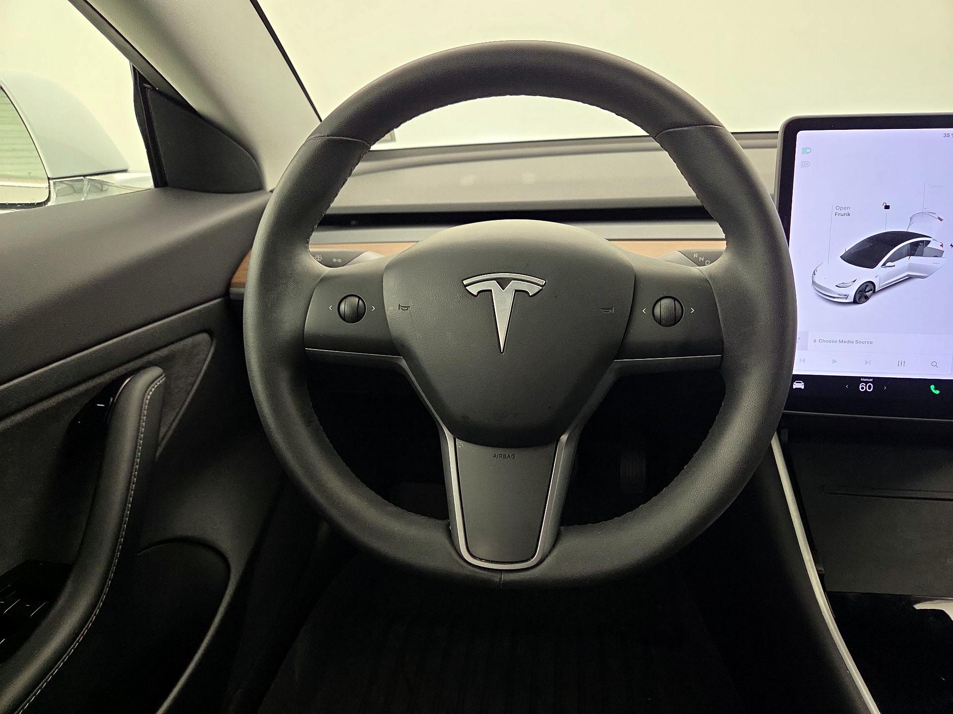 Thumbnail: 2020 Tesla Model 3 - 10