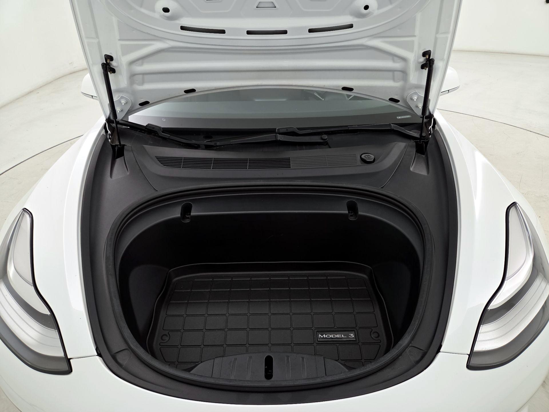 Thumbnail: 2020 Tesla Model 3 - 20