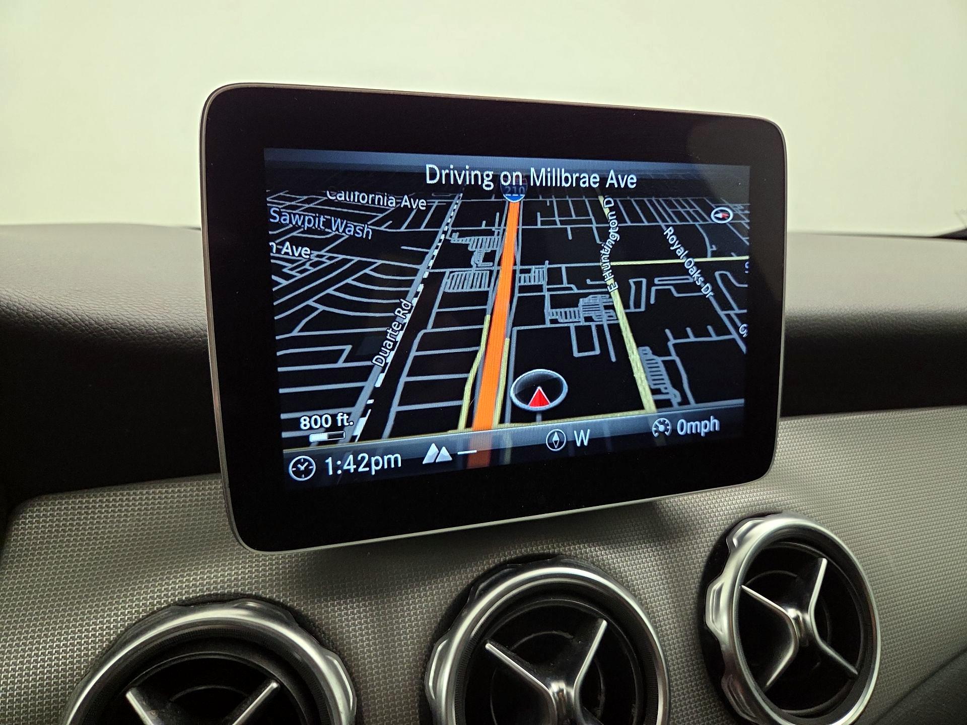 Thumbnail: 2020 Mercedes-Benz GLA - 14