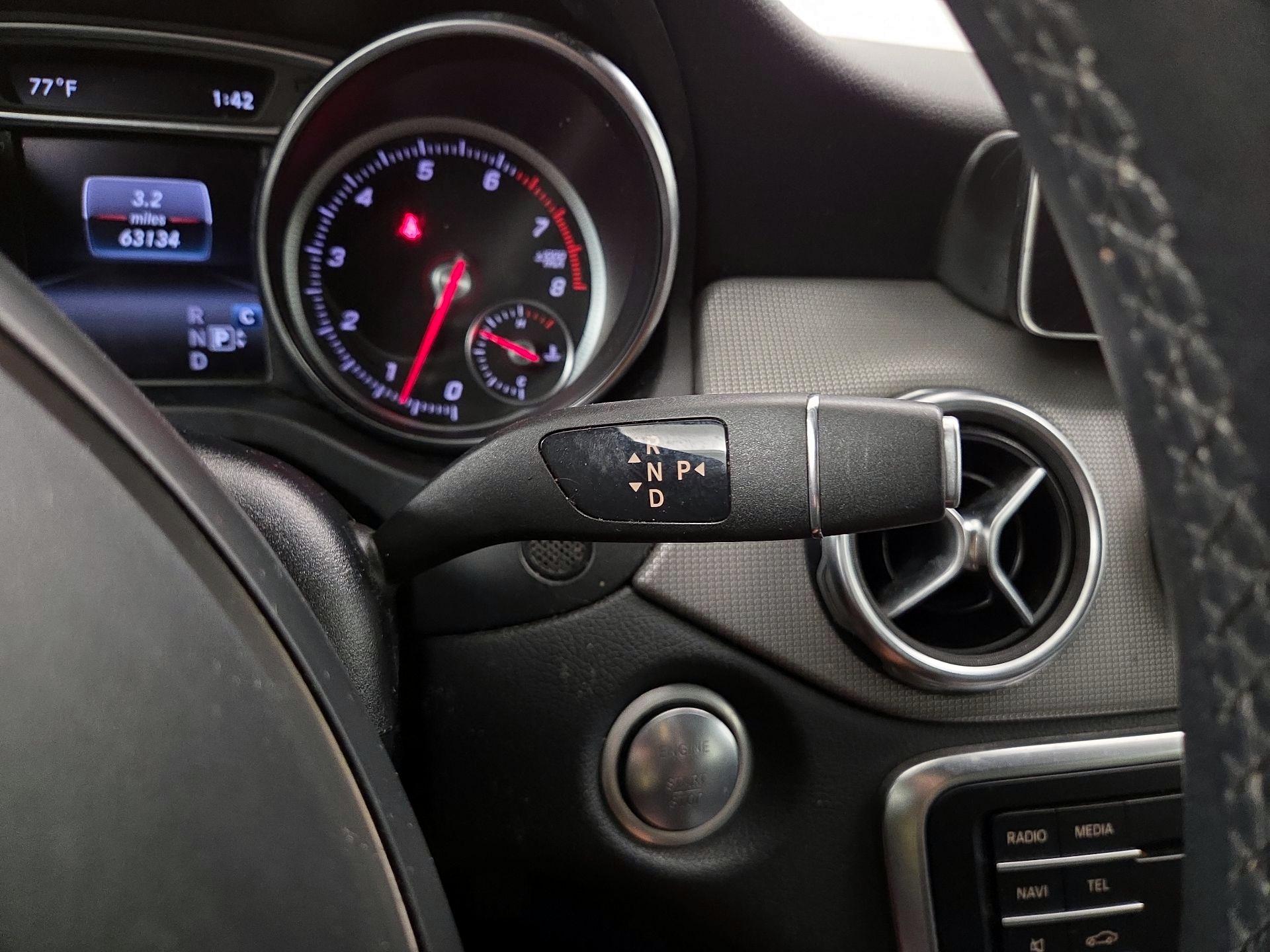 Thumbnail: 2020 Mercedes-Benz GLA - 18