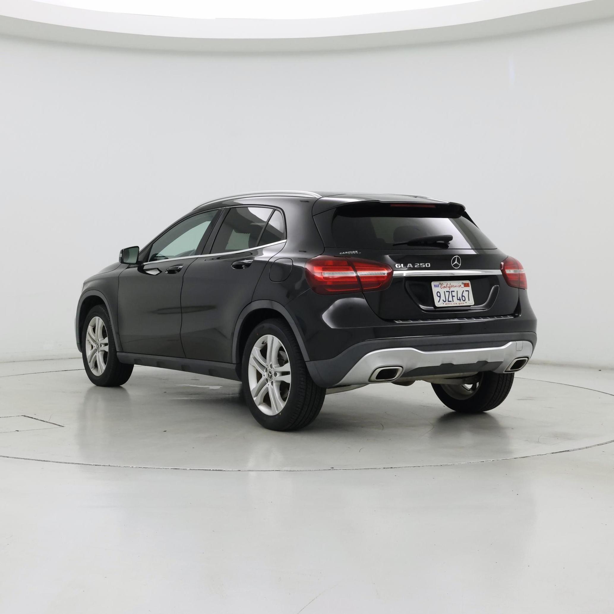 Thumbnail: 2020 Mercedes-Benz GLA - 2